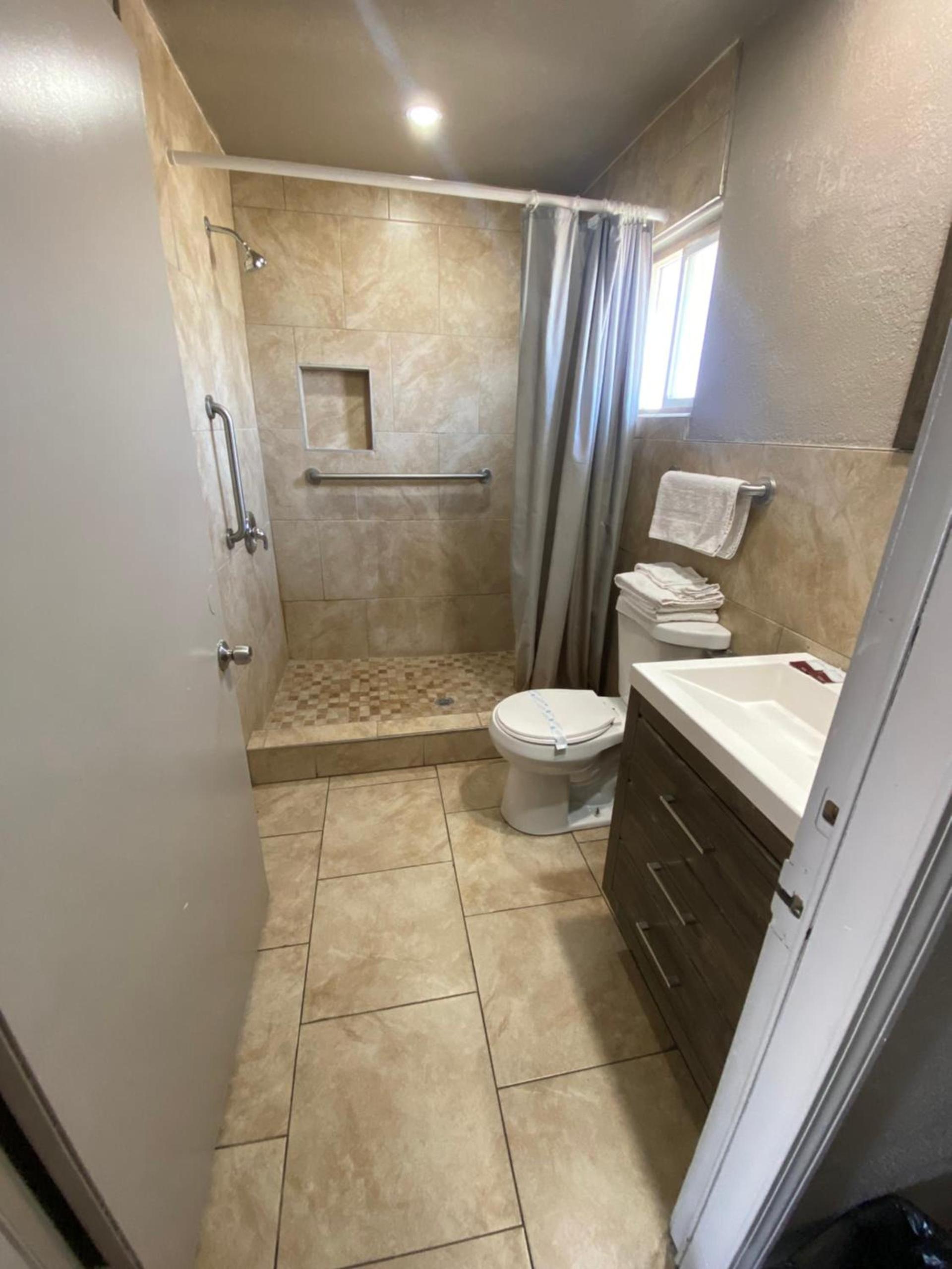 Apple Valley Motel photo 3