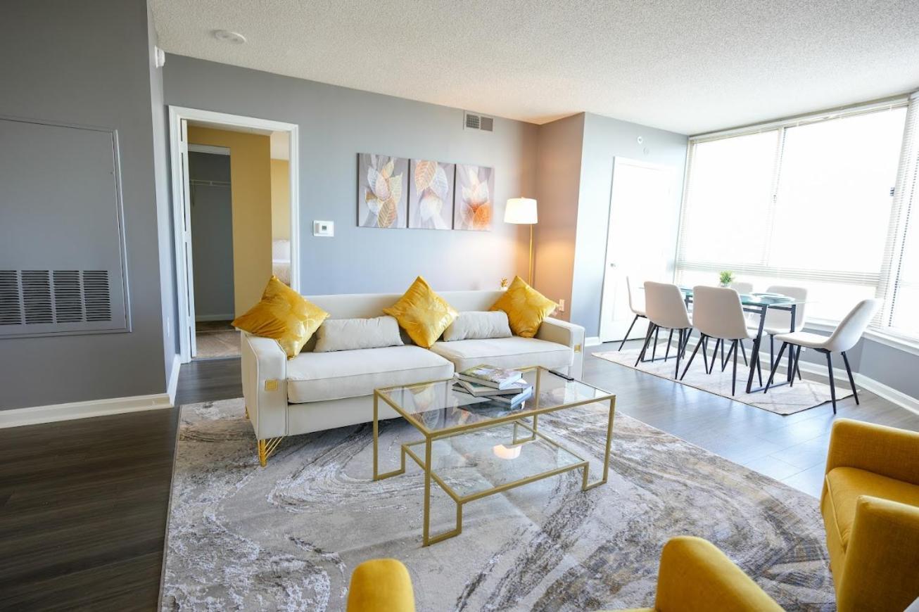 Ballston Getaway King Suite photo 4