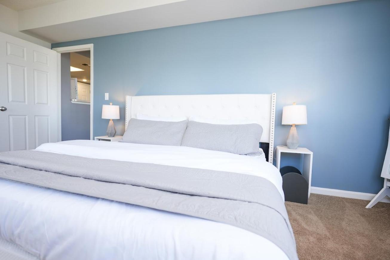 Ballston Getaway King Suite photo 3