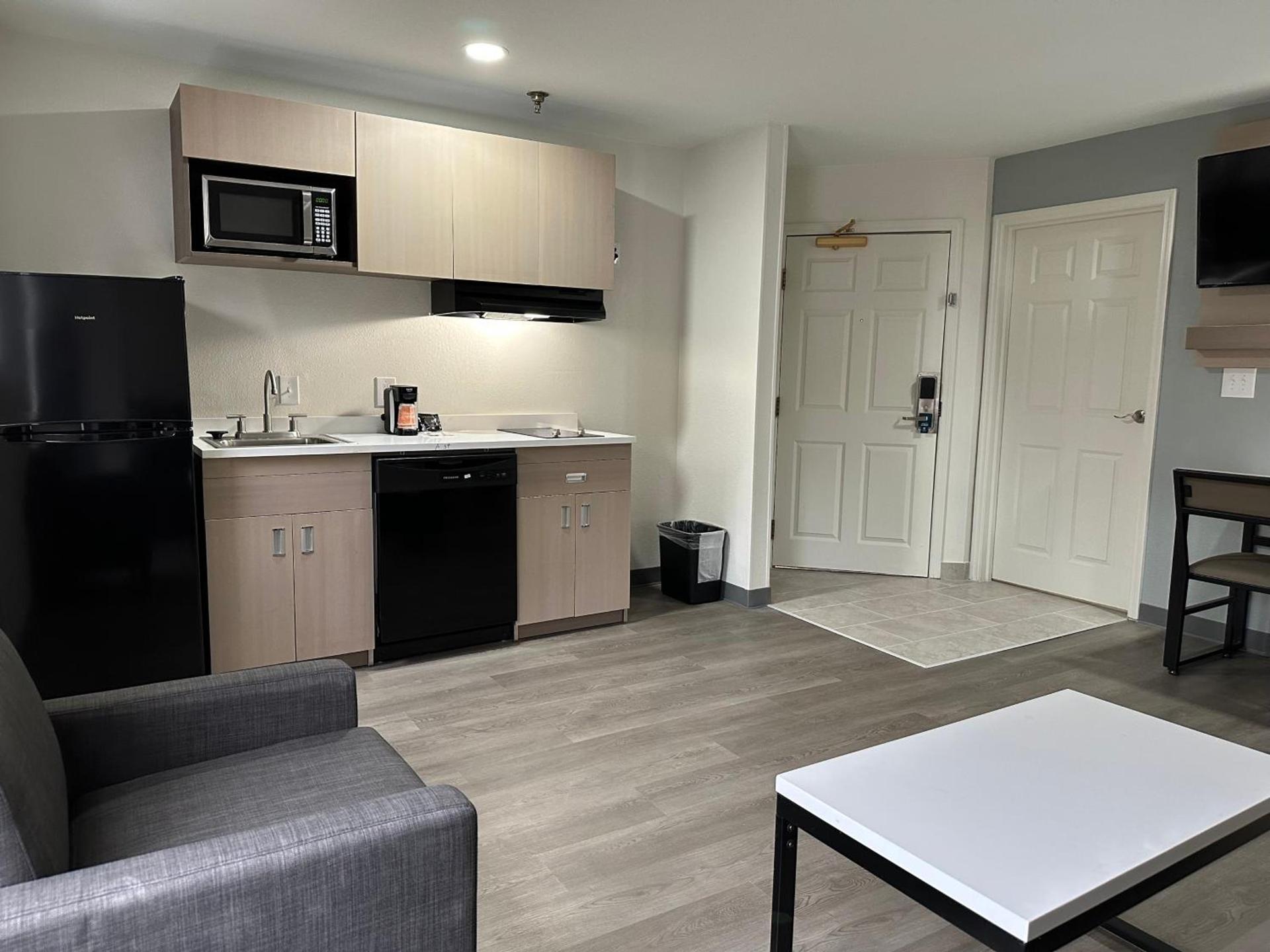 MainStay Suites Columbia Harbison photo 13