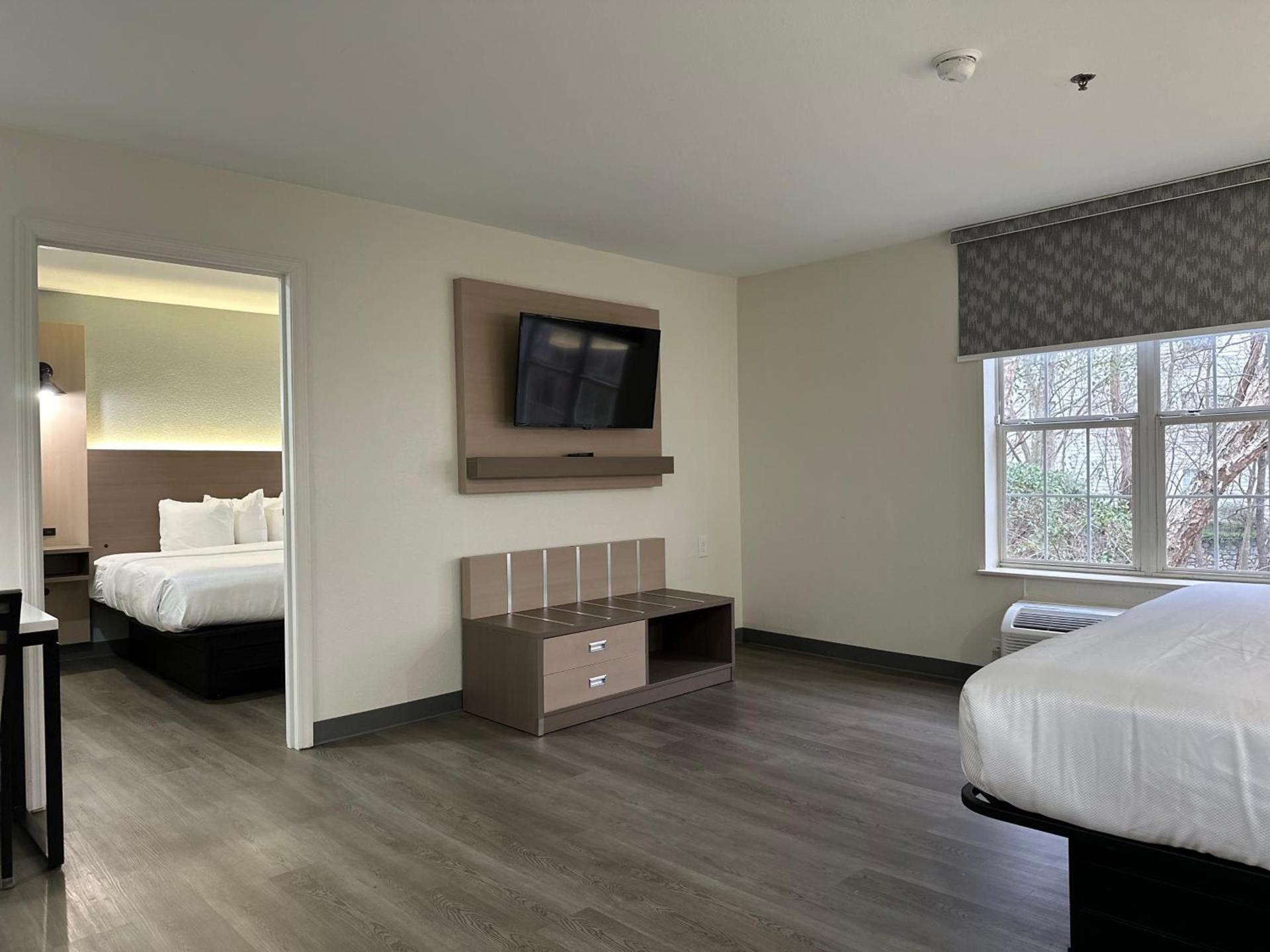 MainStay Suites Columbia Harbison photo 26