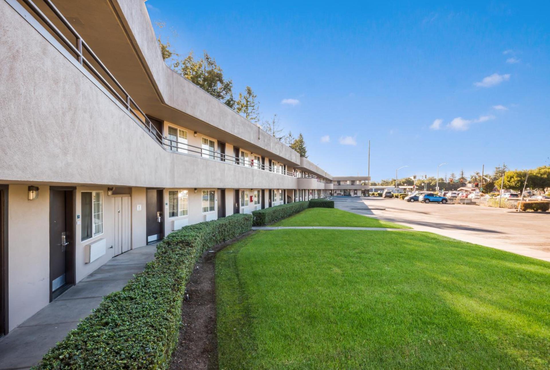 Americas Best Value Inn Santa Rosa photo 5
