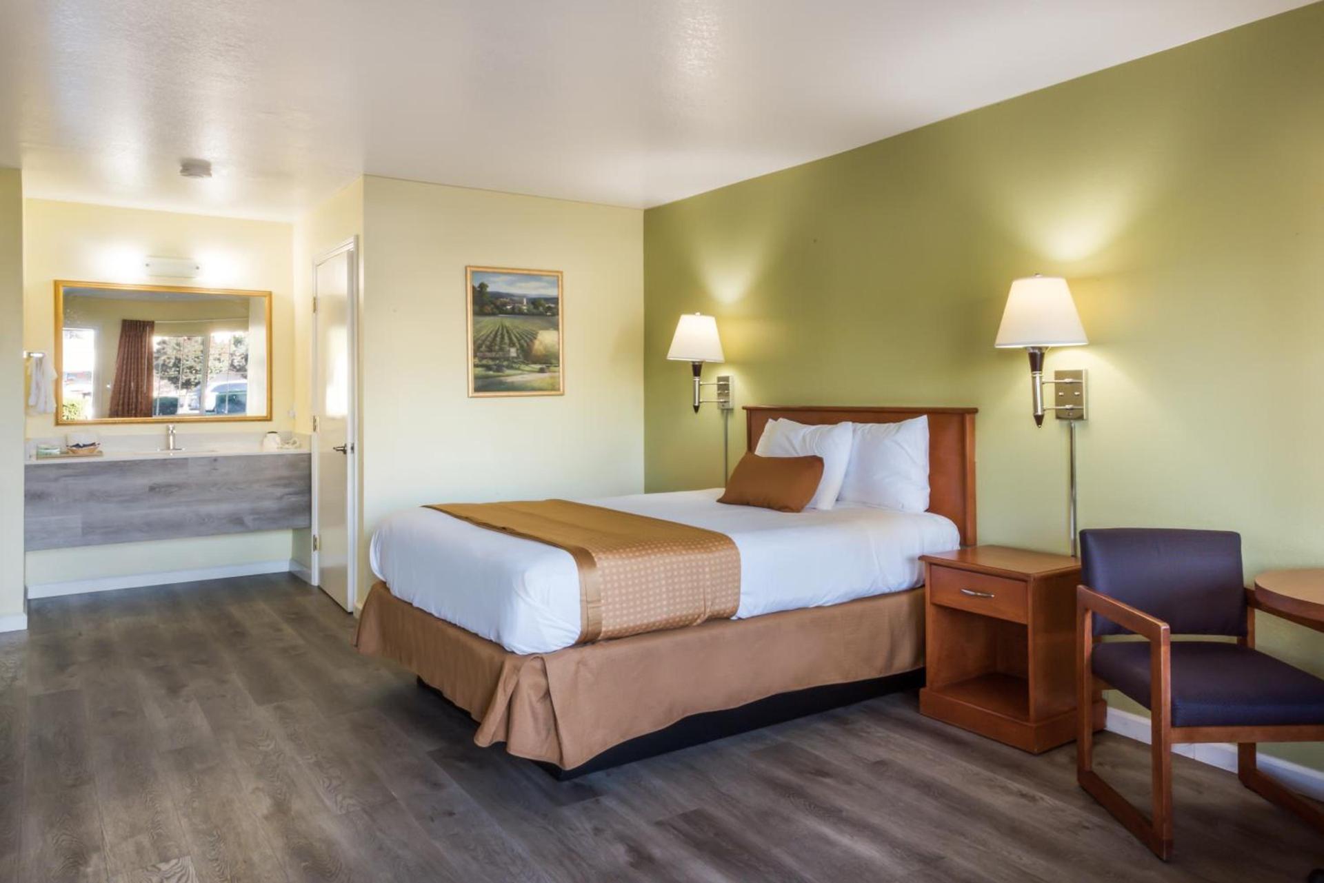 Americas Best Value Inn Santa Rosa photo 15