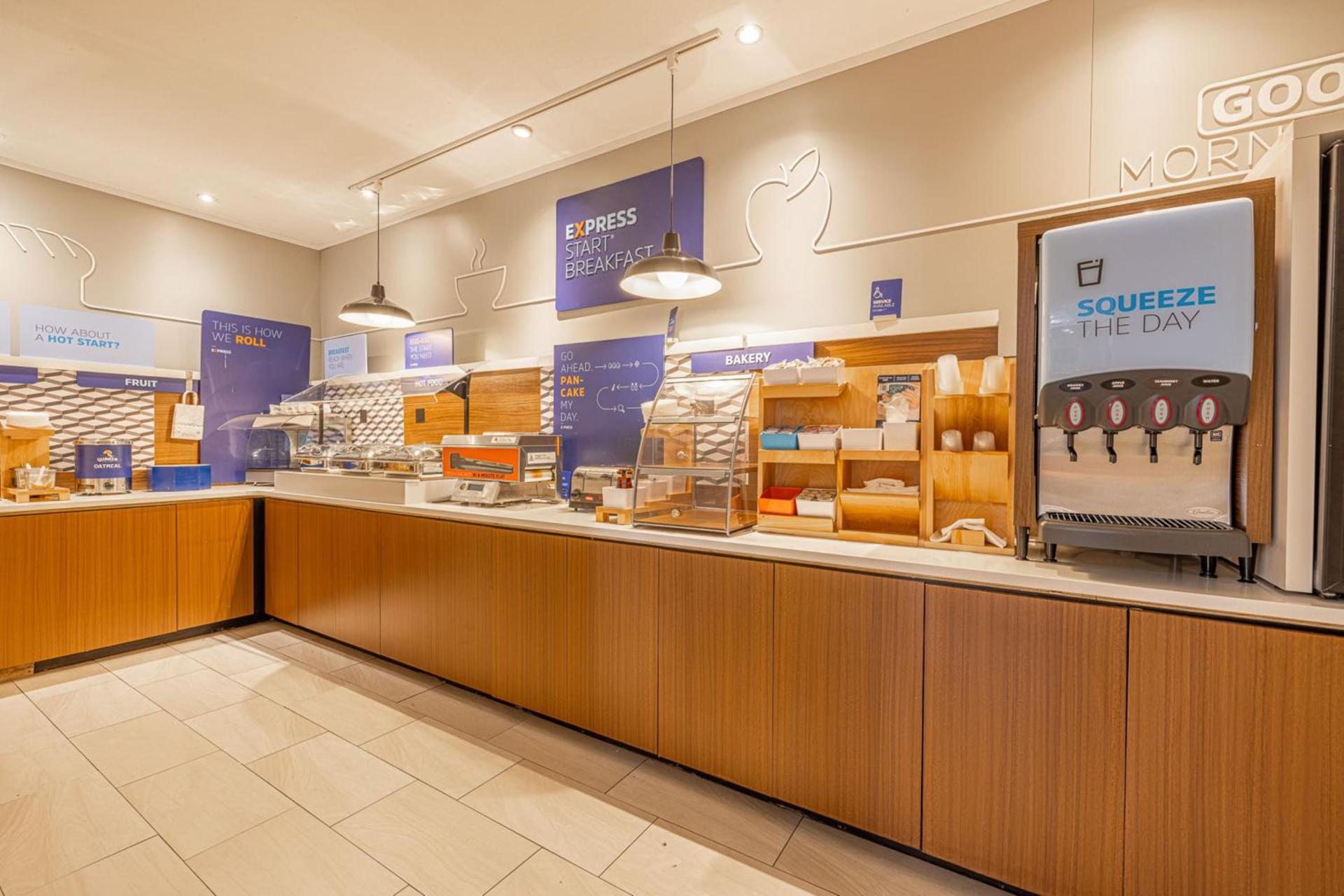 Holiday Inn Express & Suites College Station by IHG photo 31