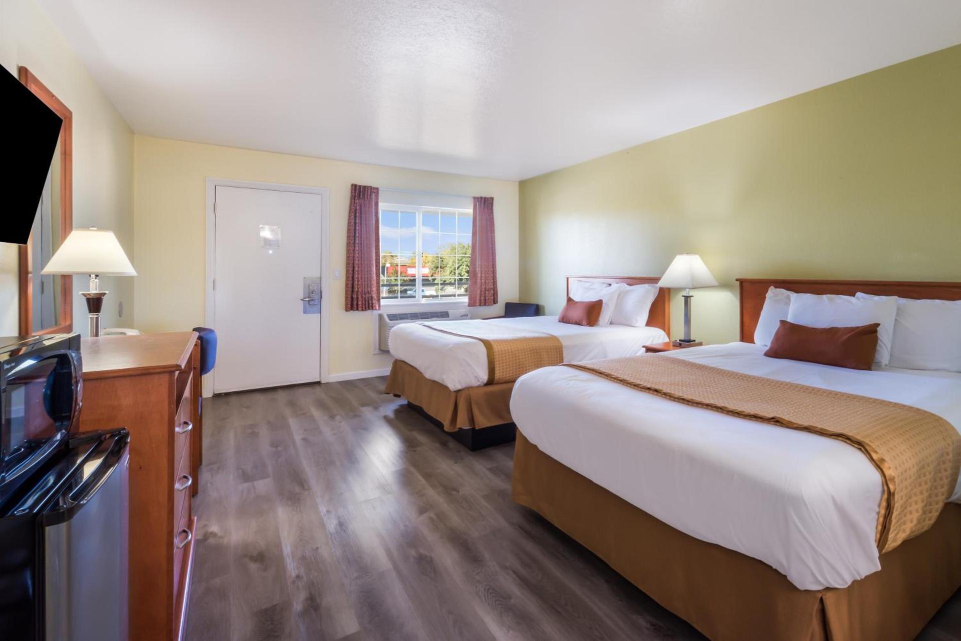 Americas Best Value Inn Santa Rosa photo 25