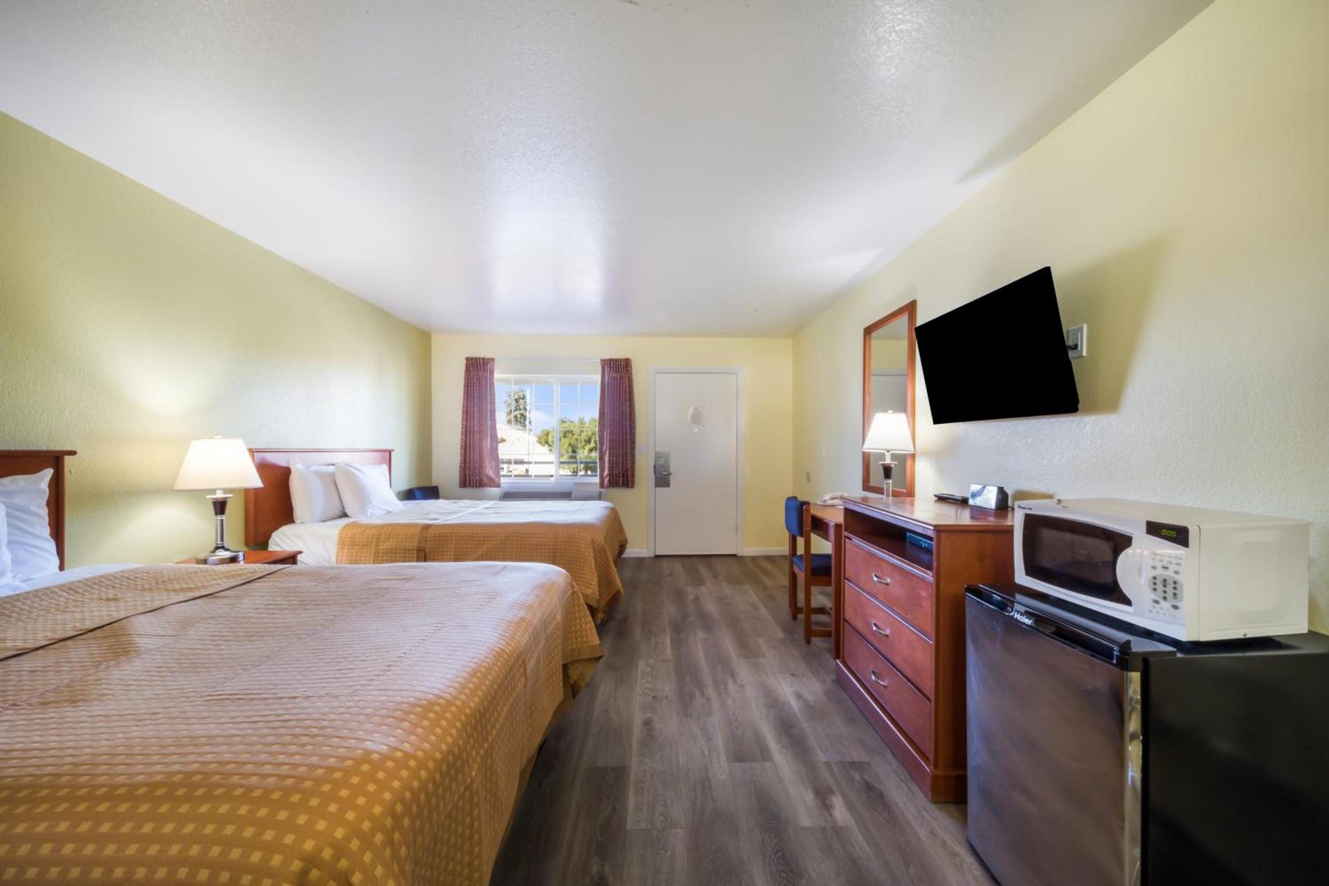 Americas Best Value Inn Santa Rosa photo 27