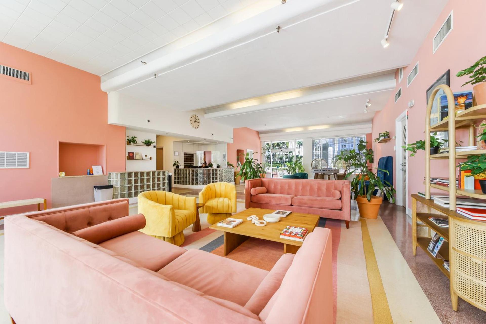 Tropics Hotel Miami Beach photo 22