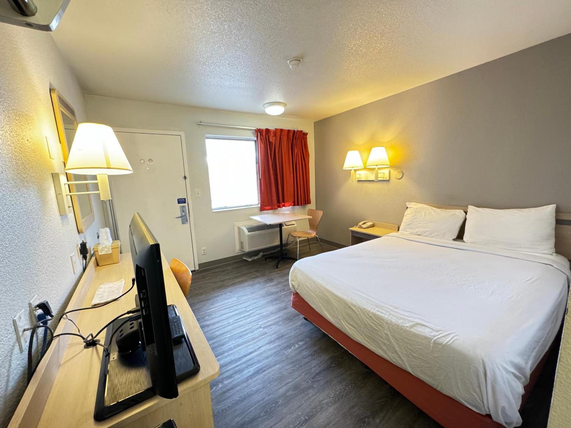 Motel 6-Casper, WY photo 10