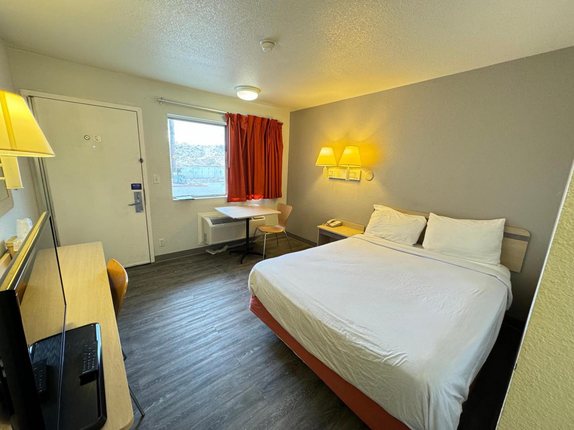Motel 6-Casper, WY photo 7