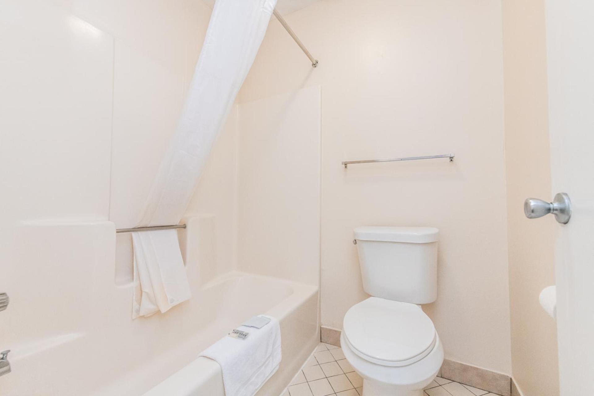 Sunrise Inn photo 10