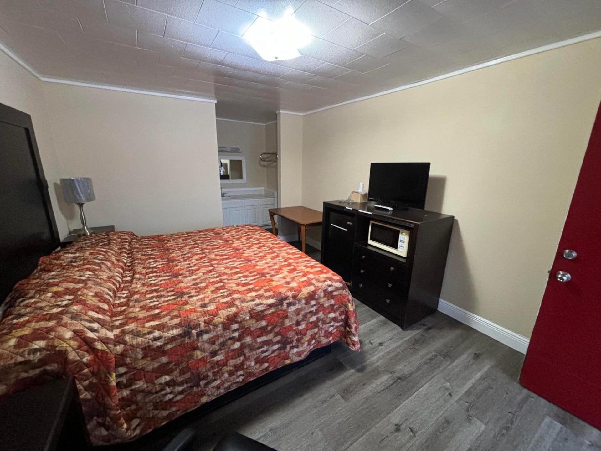 Cook's Motel- Panama City Beach photo 23