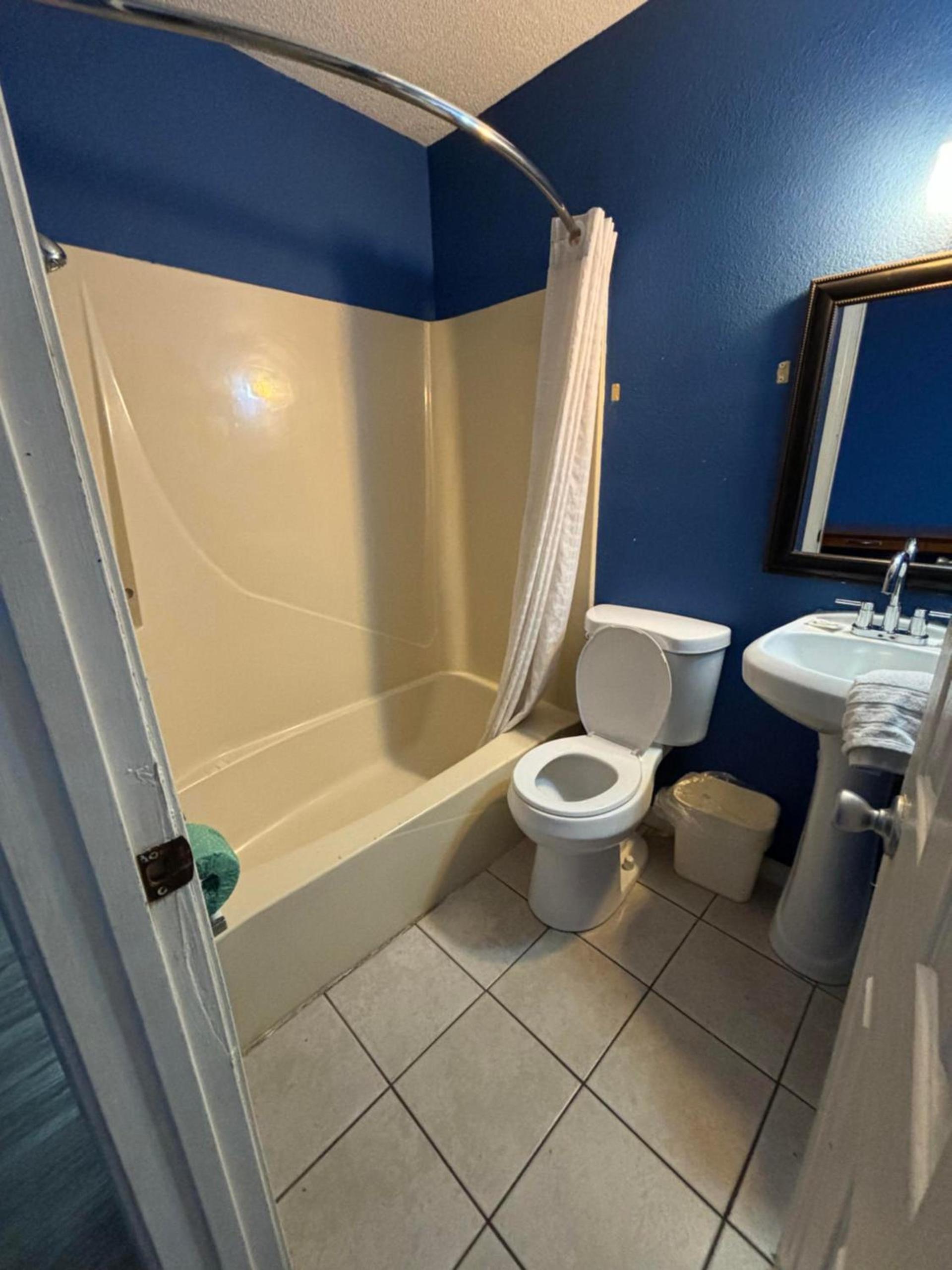 Cook's Motel- Panama City Beach photo 8