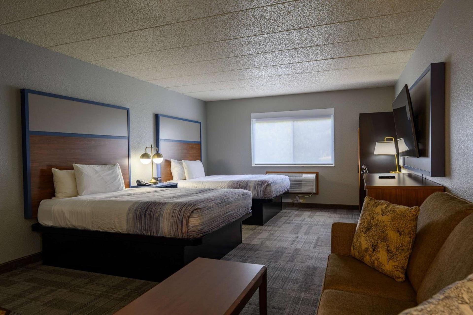 AmericInn by Wyndham Monroe photo 42