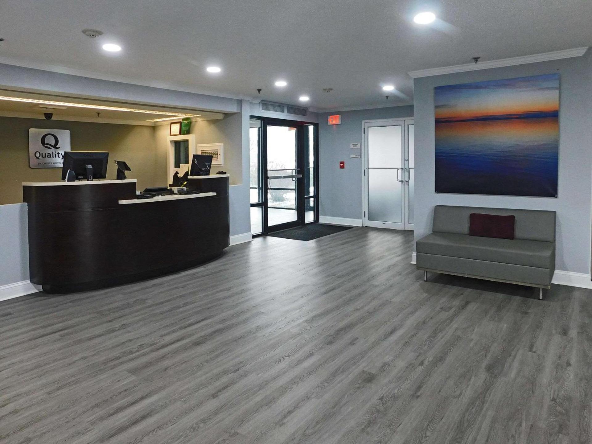 Quality Inn Colchester - Burlington photo 2