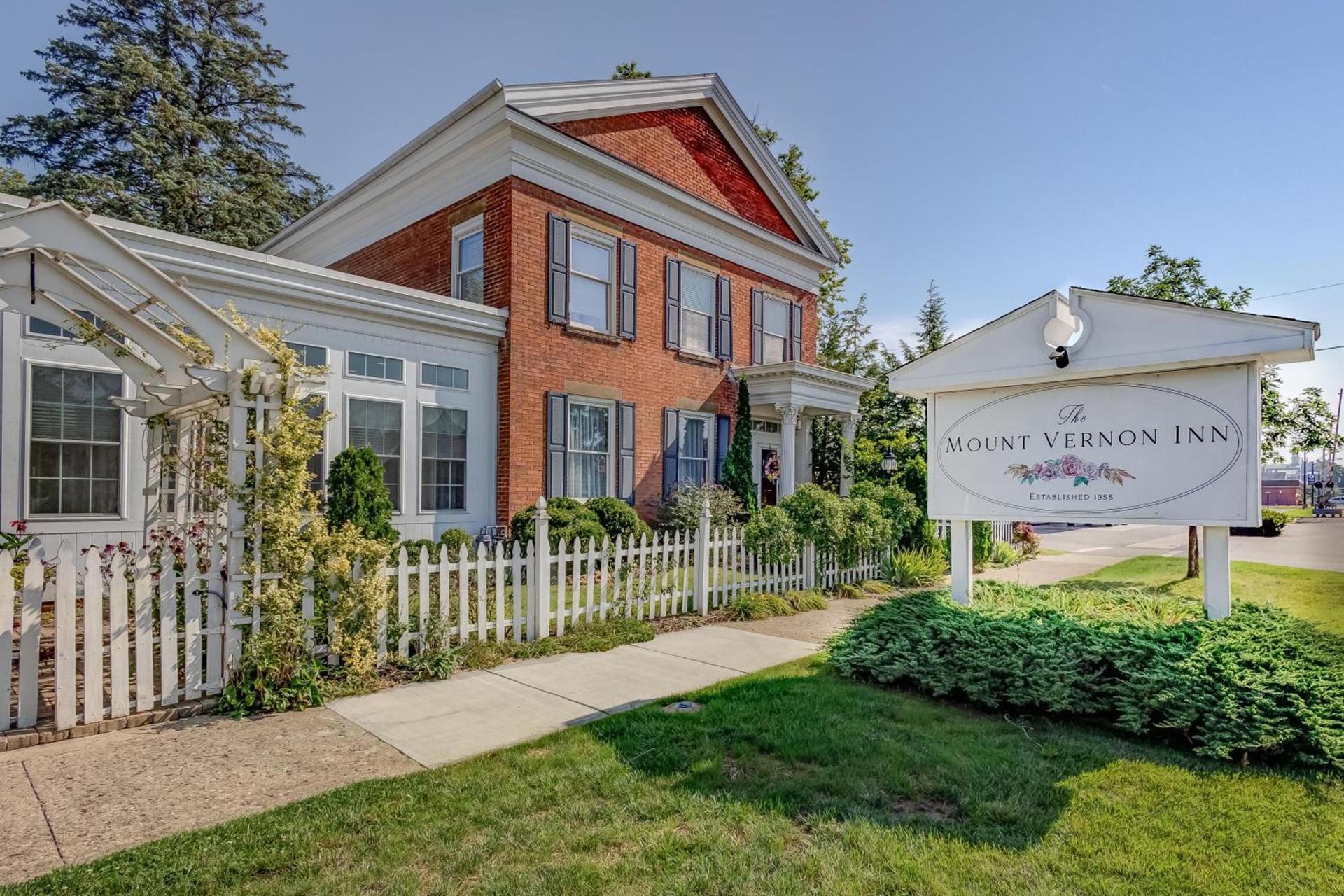 The Mount Vernon Inn photo 16