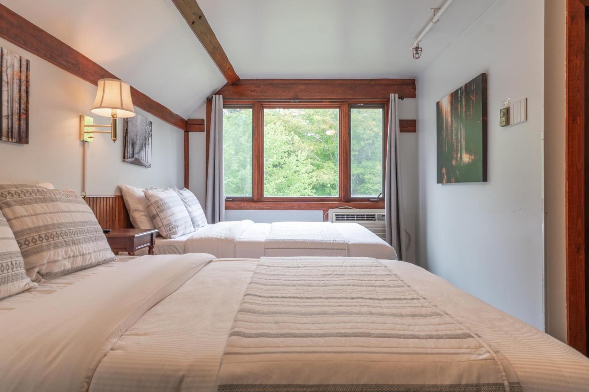 Cranmore Mountain Lodge Bed & Breakfast photo 11