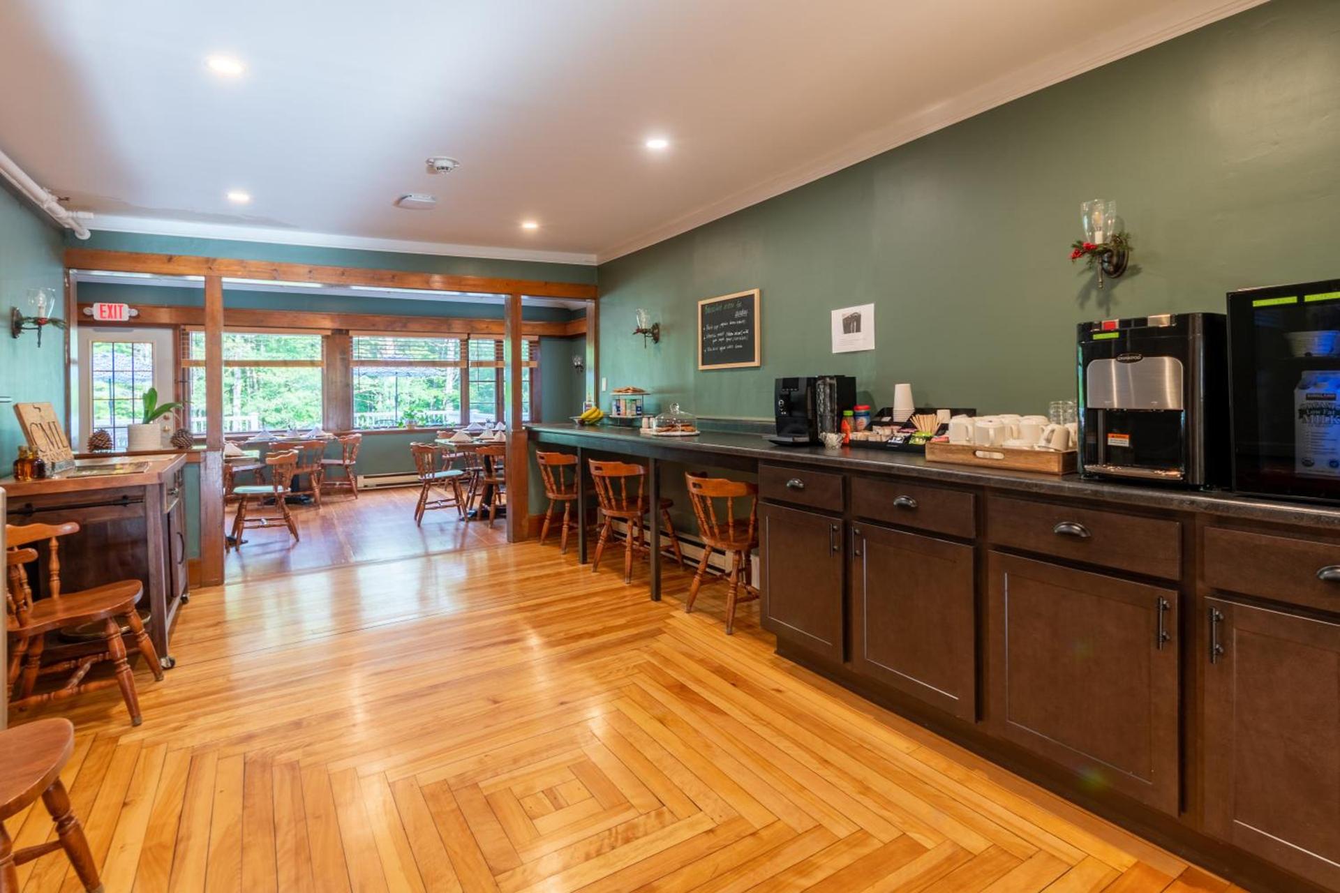 Cranmore Mountain Lodge Bed & Breakfast photo 35