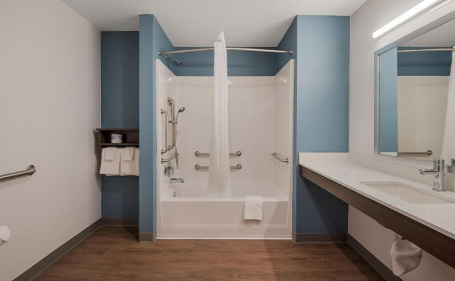 WoodSpring Suites Moreno Valley photo 26