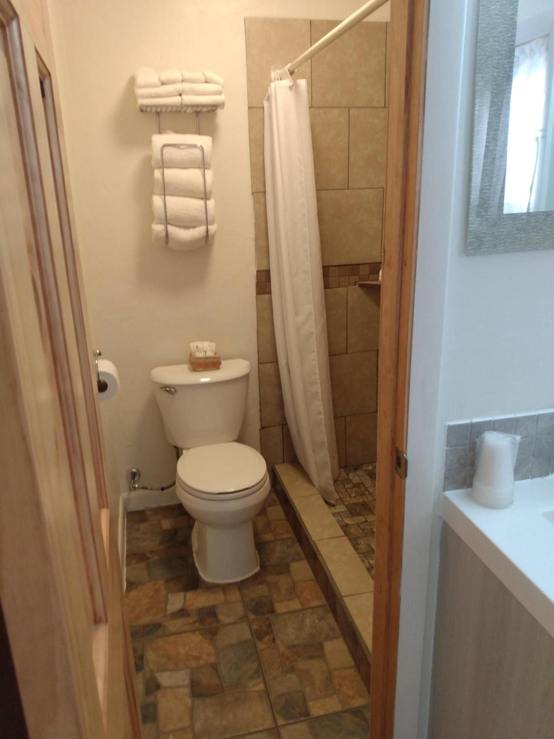 Mokee Motel photo 27