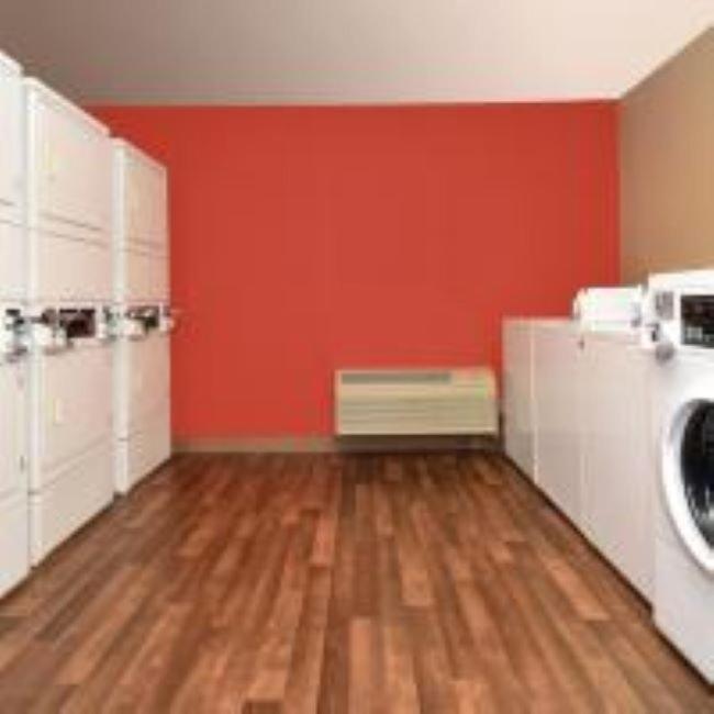 MainStay Suites Chicago Hillside photo 12