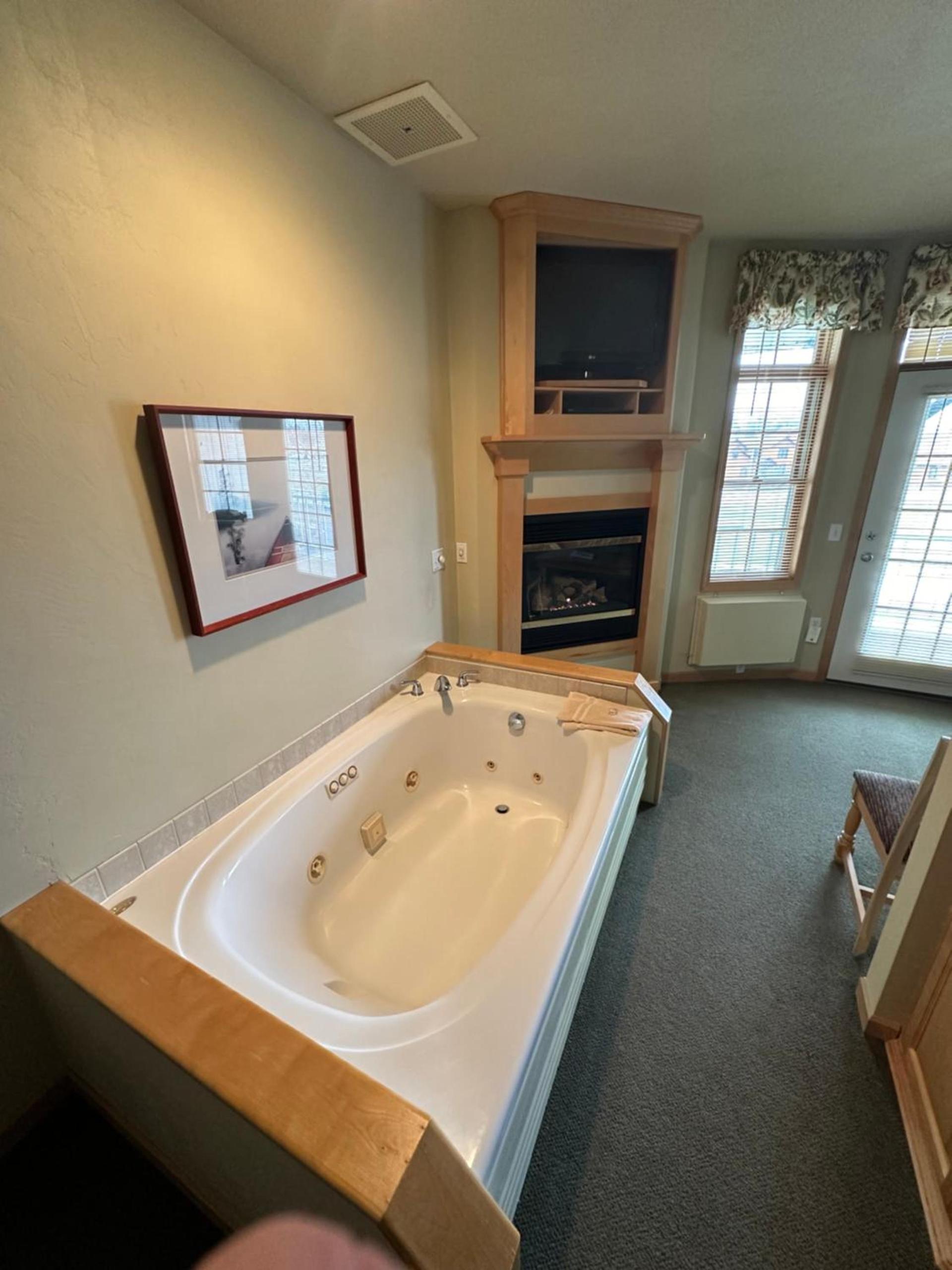 Birchwood Lodge photo 30