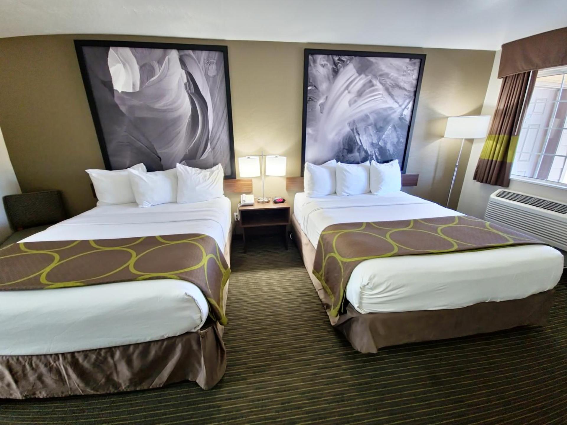 Super 8 by Wyndham Wickenburg AZ photo 25