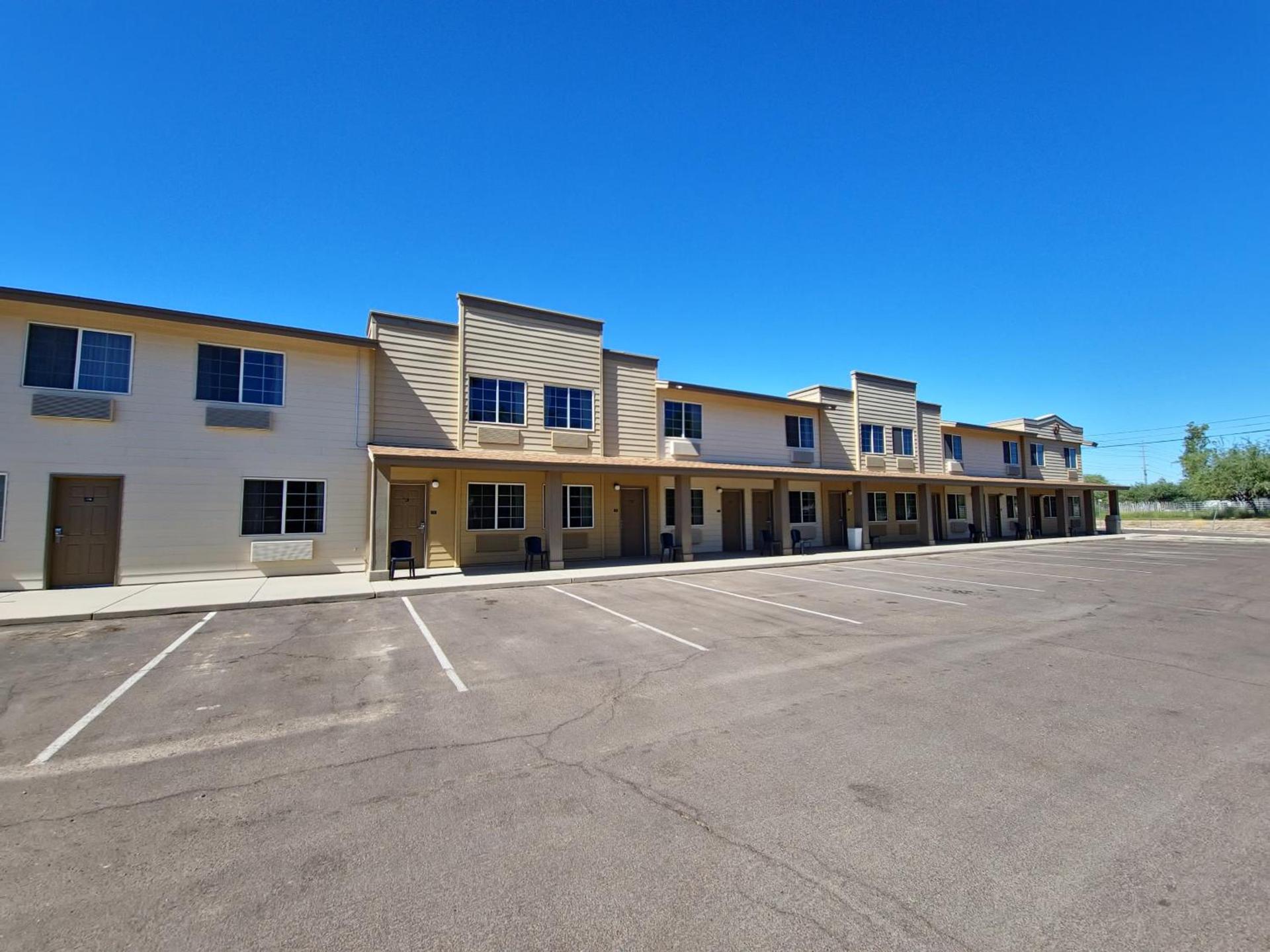 Super 8 by Wyndham Wickenburg AZ photo 44