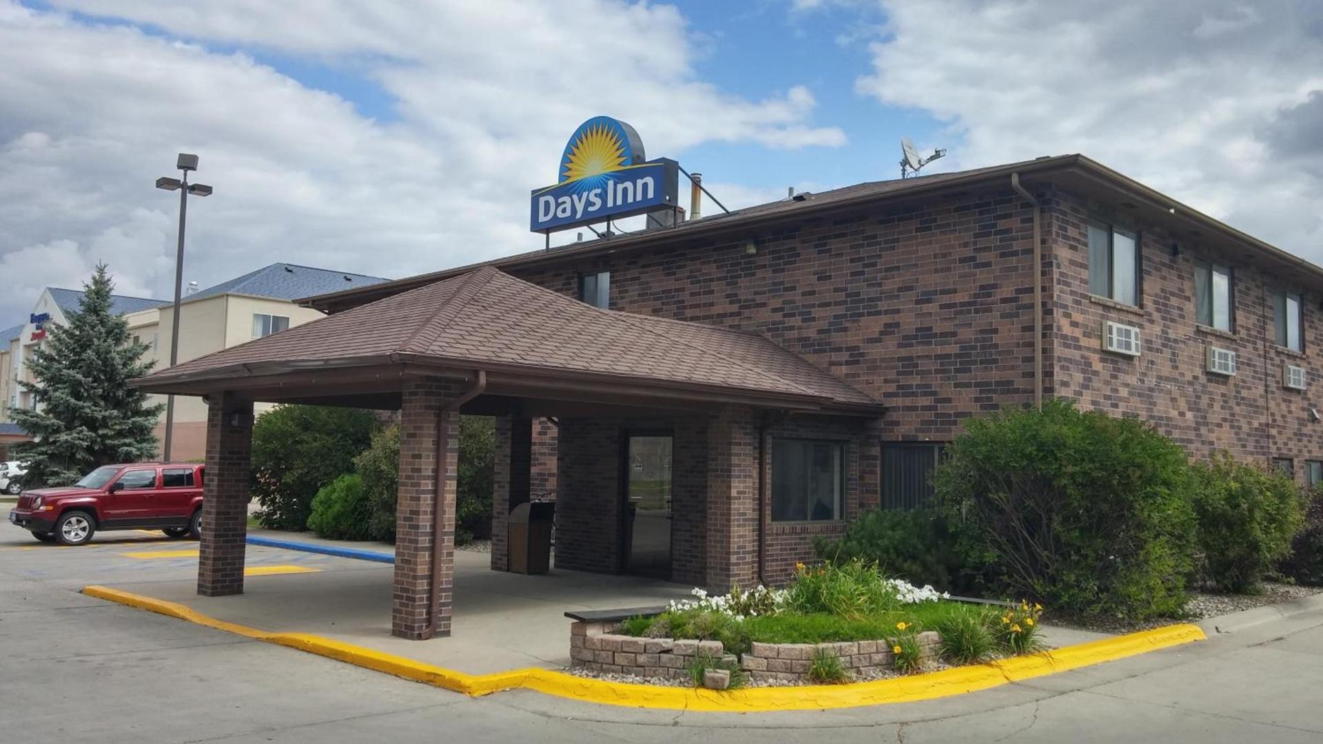 Days Inn by Wyndham Columbia Mall photo 33