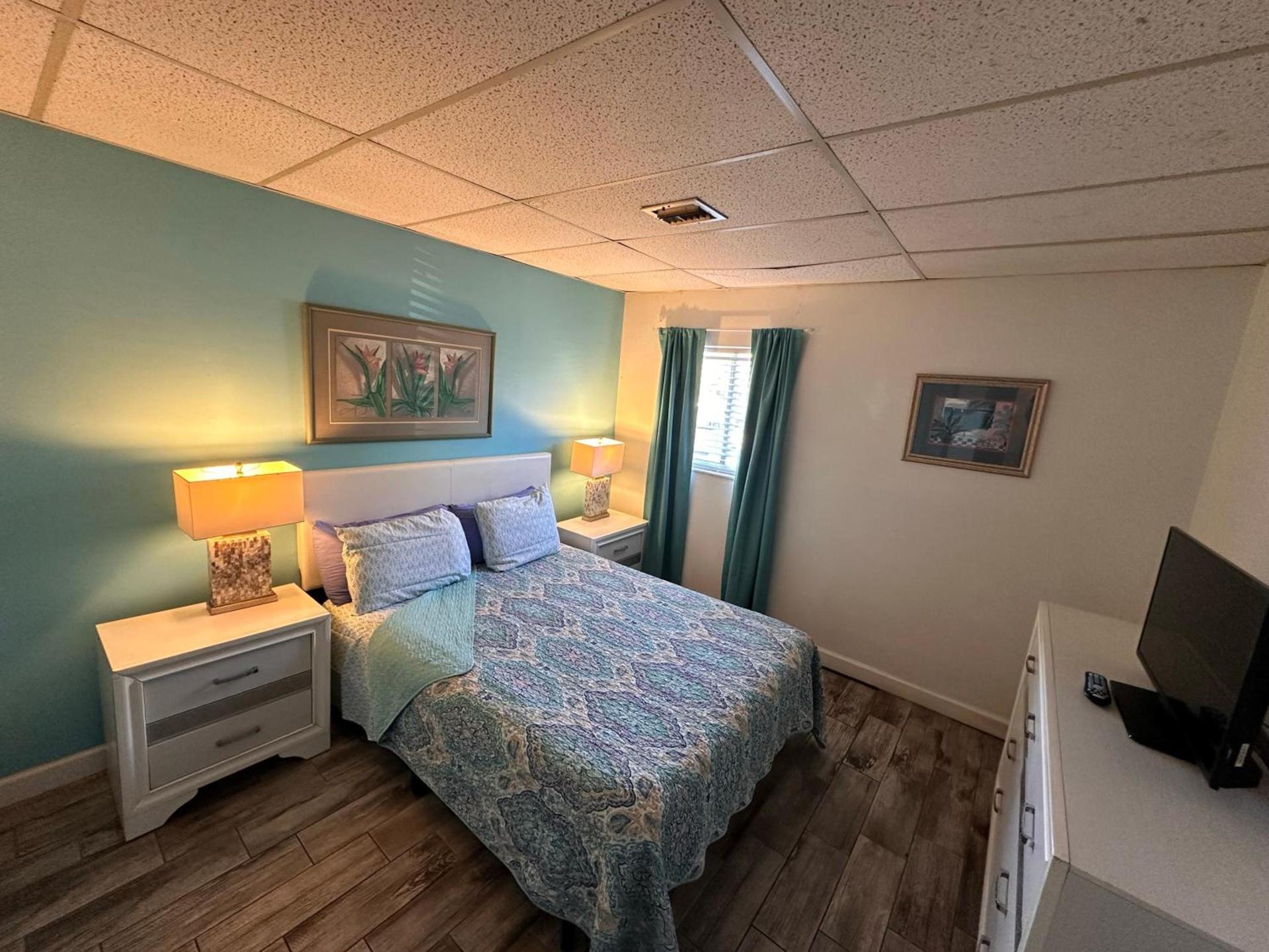 Malibu Resort Motel photo 30