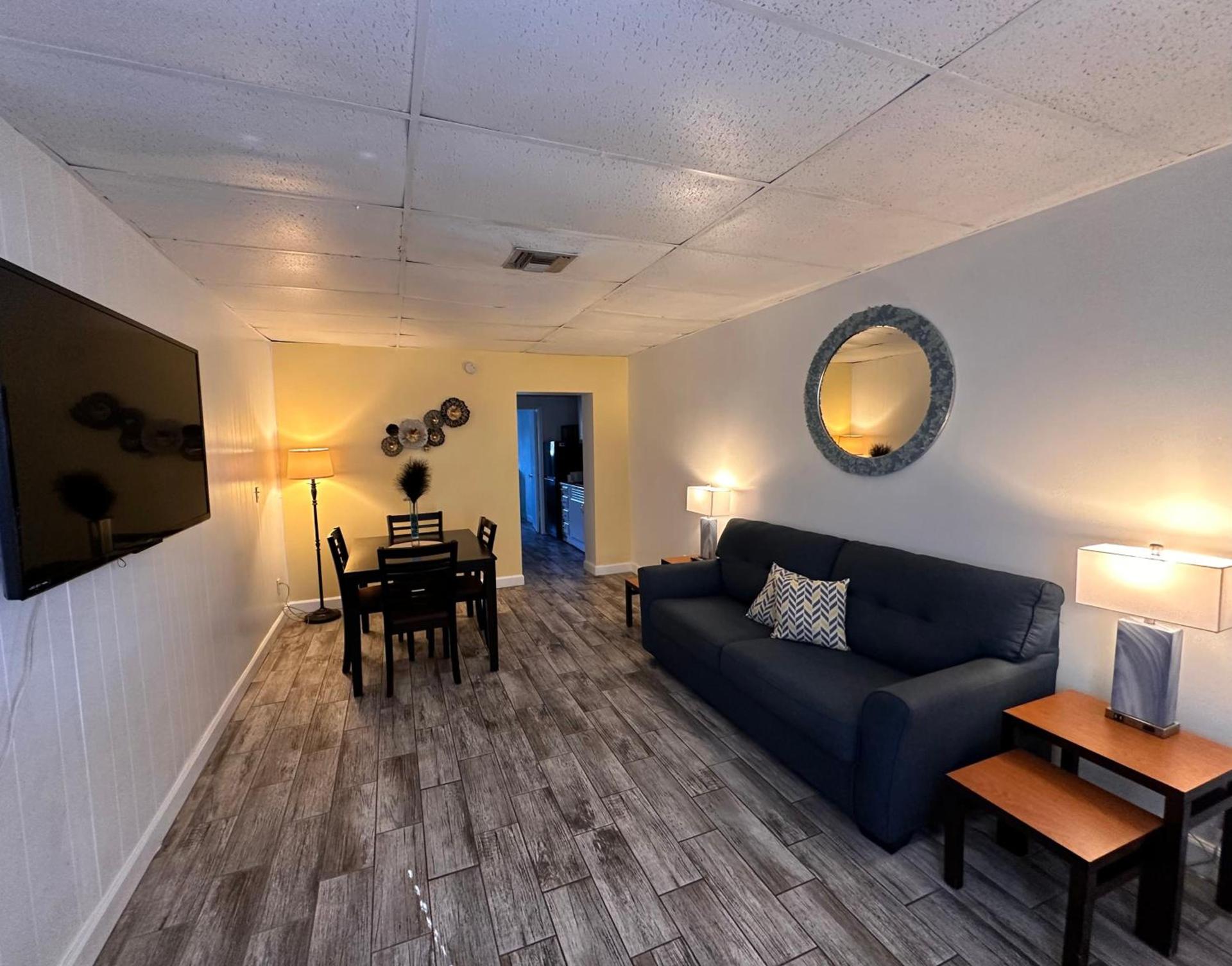 Malibu Resort Motel photo 29
