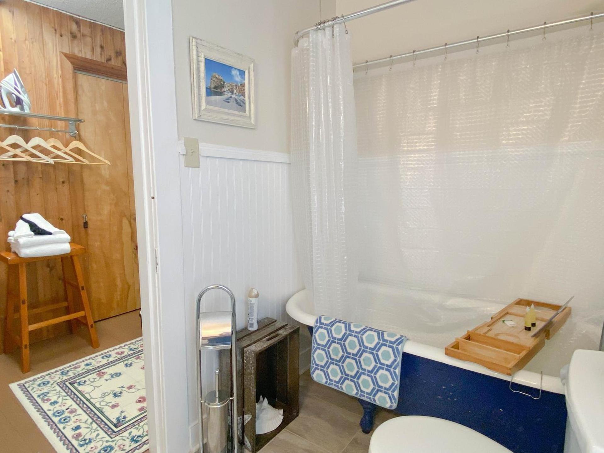 Vaiden Inn photo 21