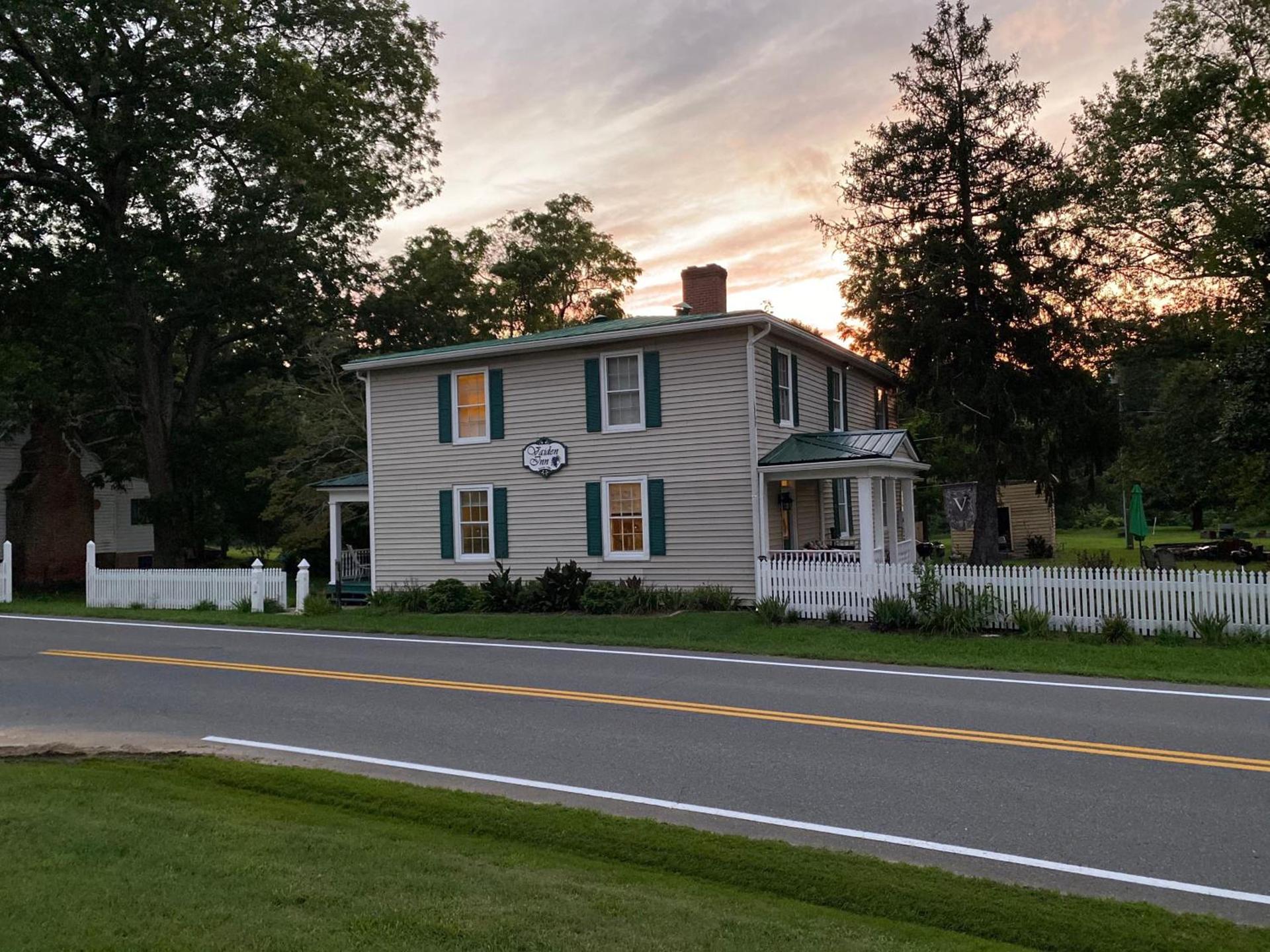 Vaiden Inn photo 28