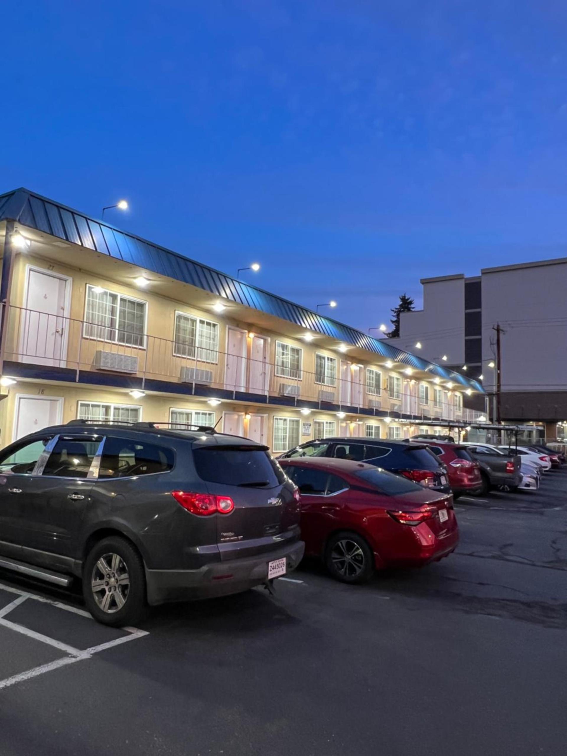 Columbus Motor Inn photo 8