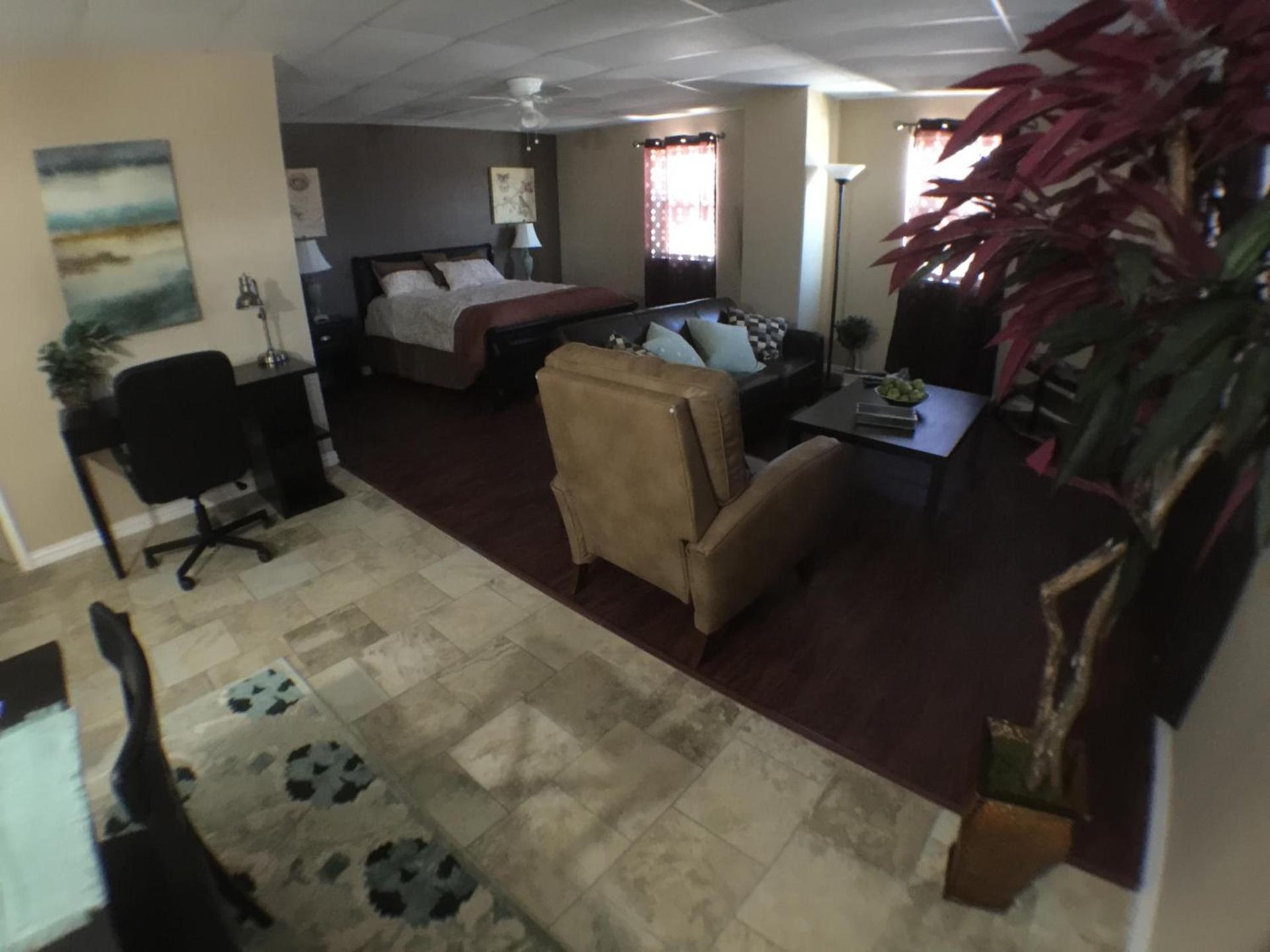 Austin Motor Inn photo 55