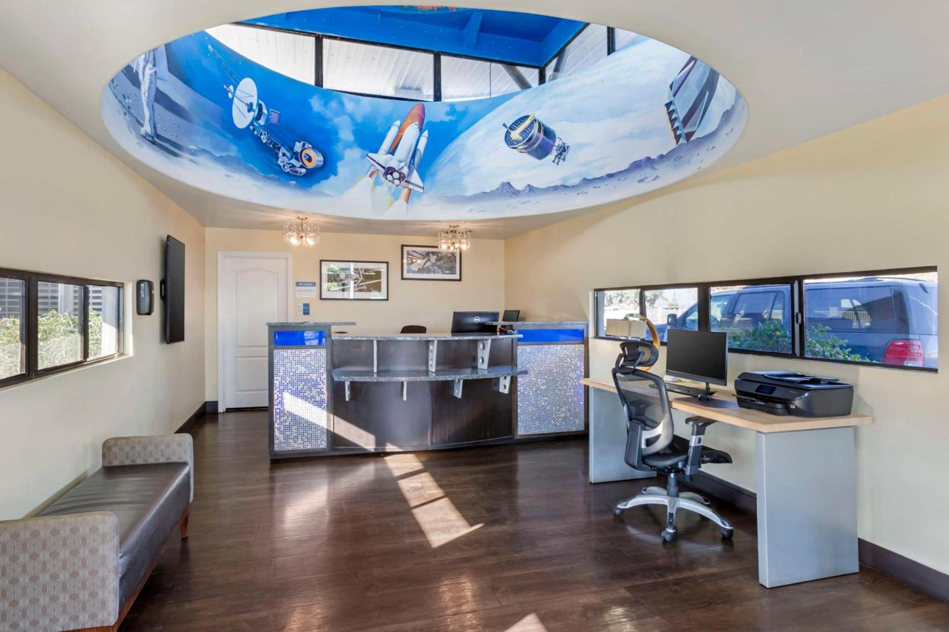 Best Western Space Age Lodge photo 2