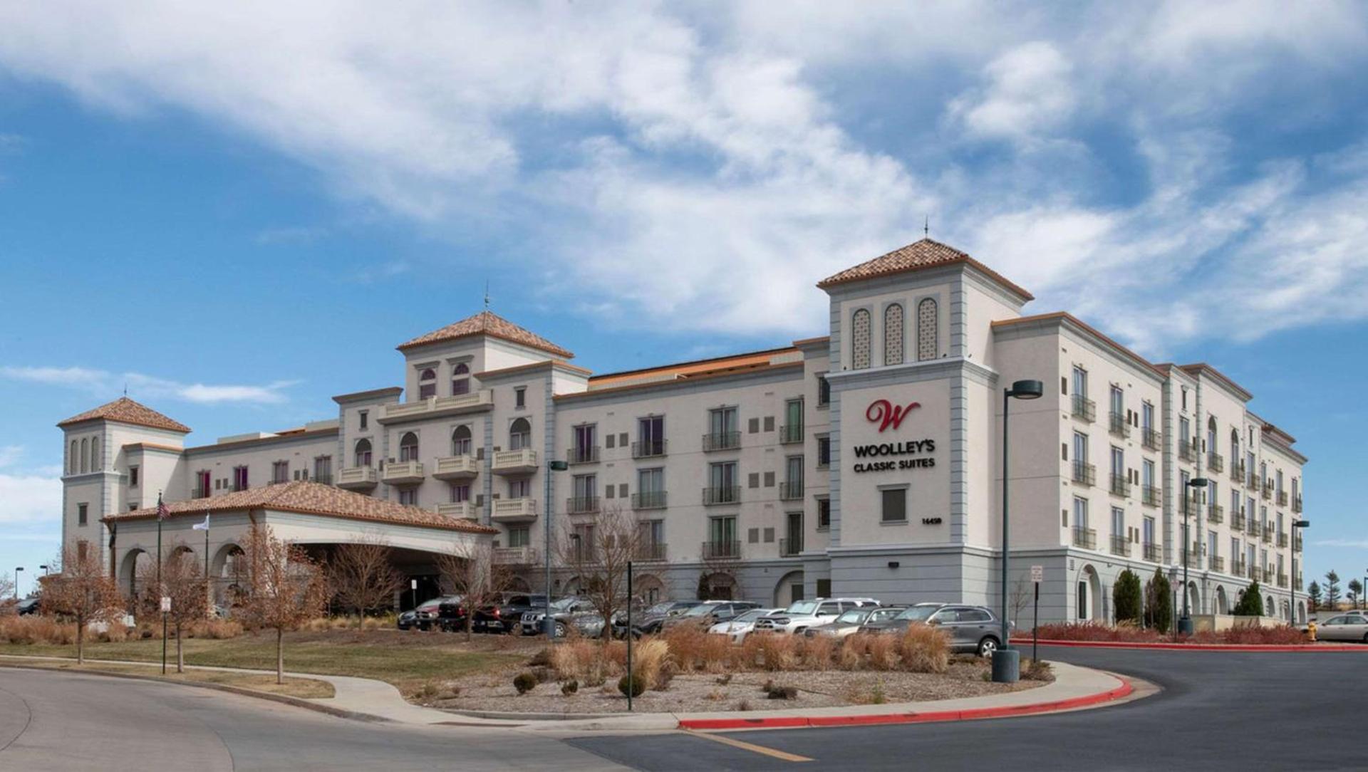 Woolley's Classic Suites — hotel in Aurora