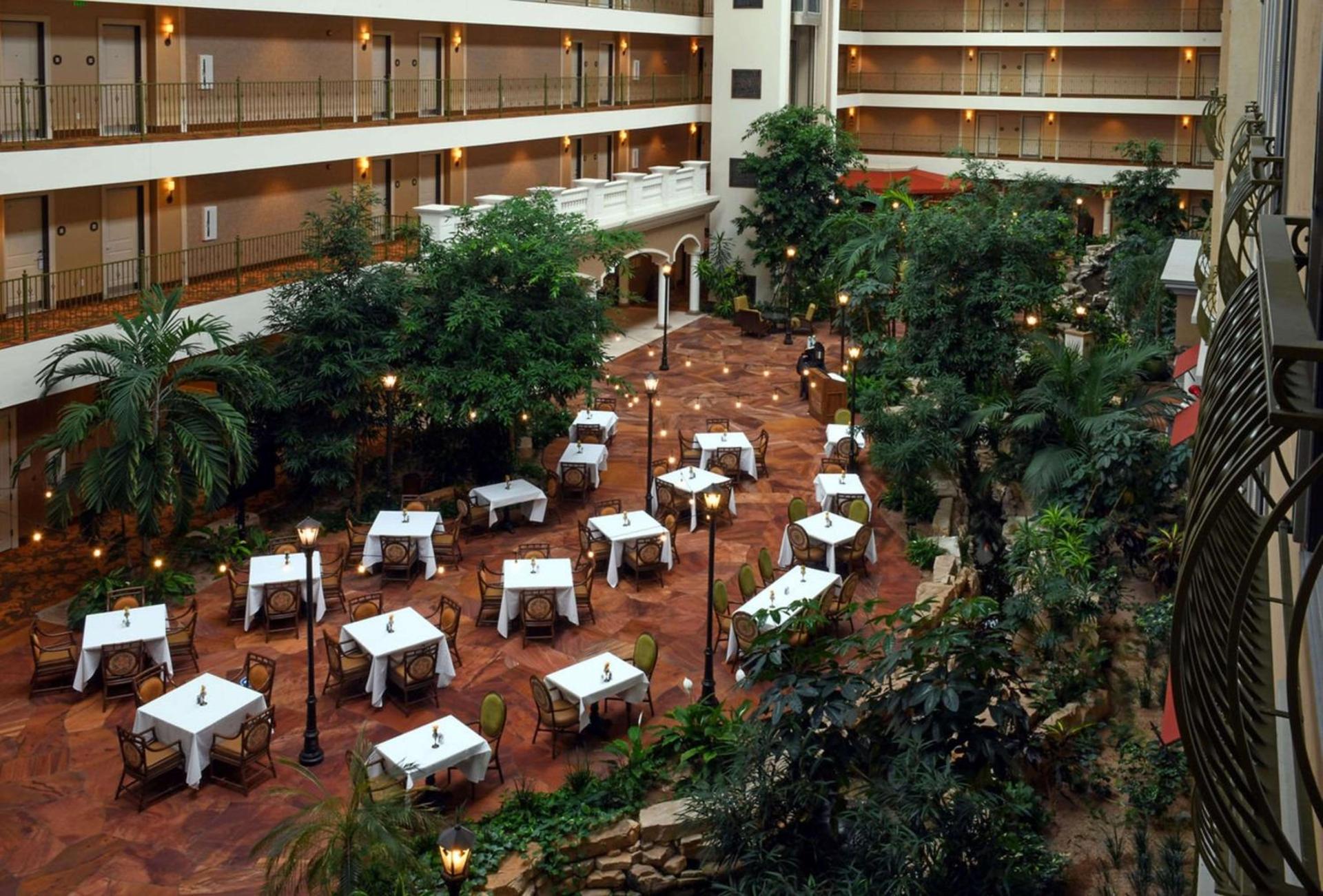 Woolley's Classic Suites photo 2