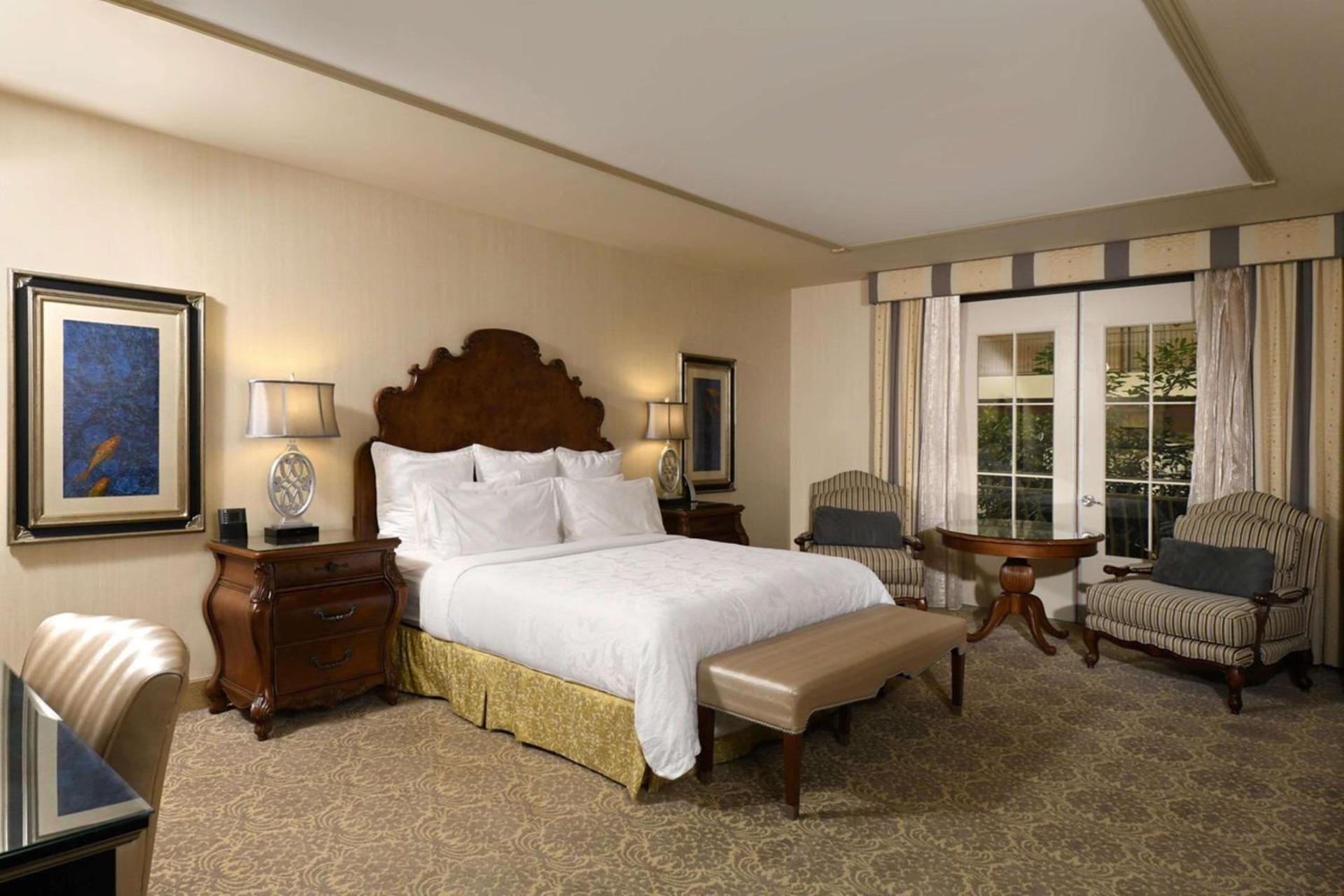 Woolley's Classic Suites photo 4