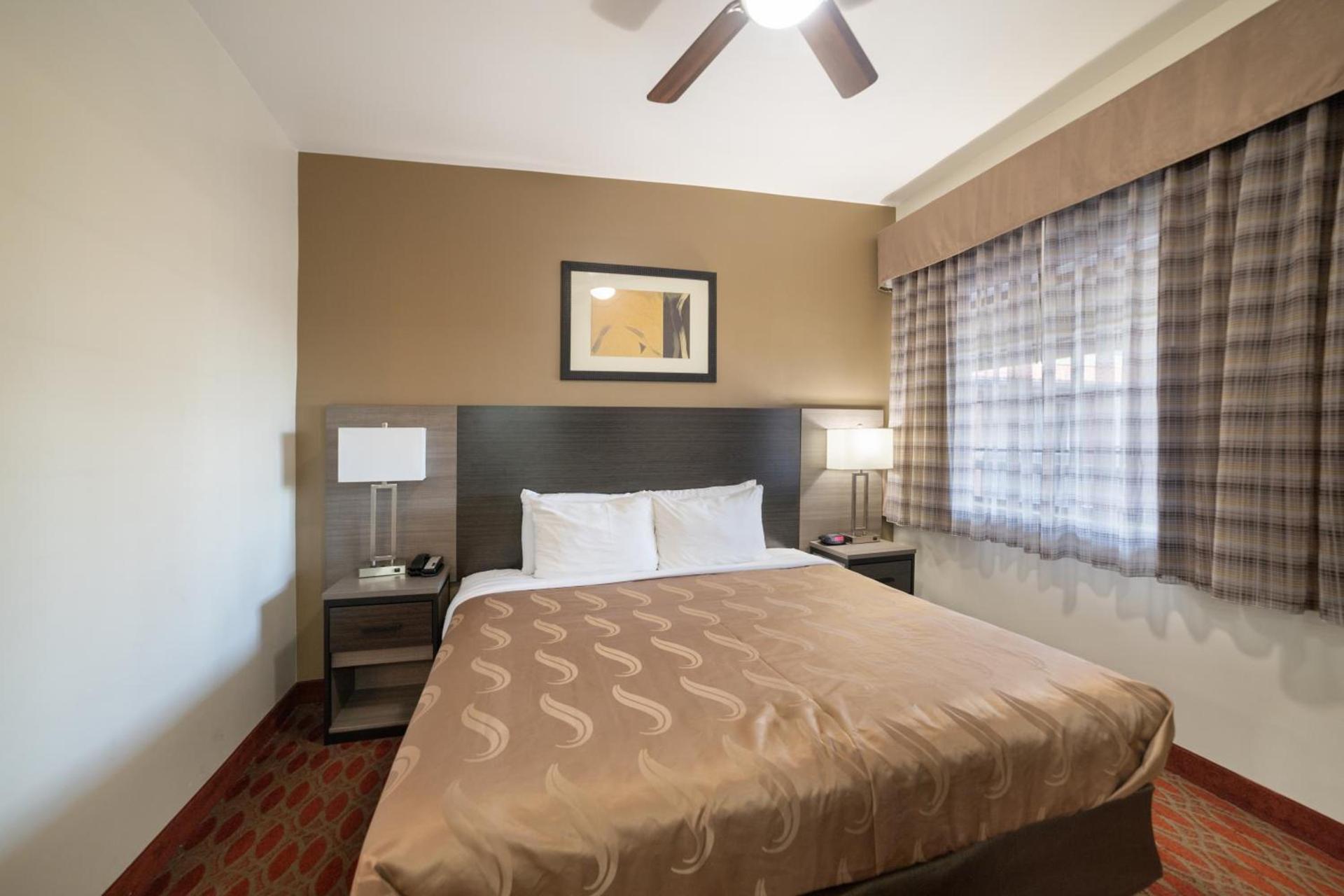 Quality Inn & Suites Goodyear - Phoenix West photo 53