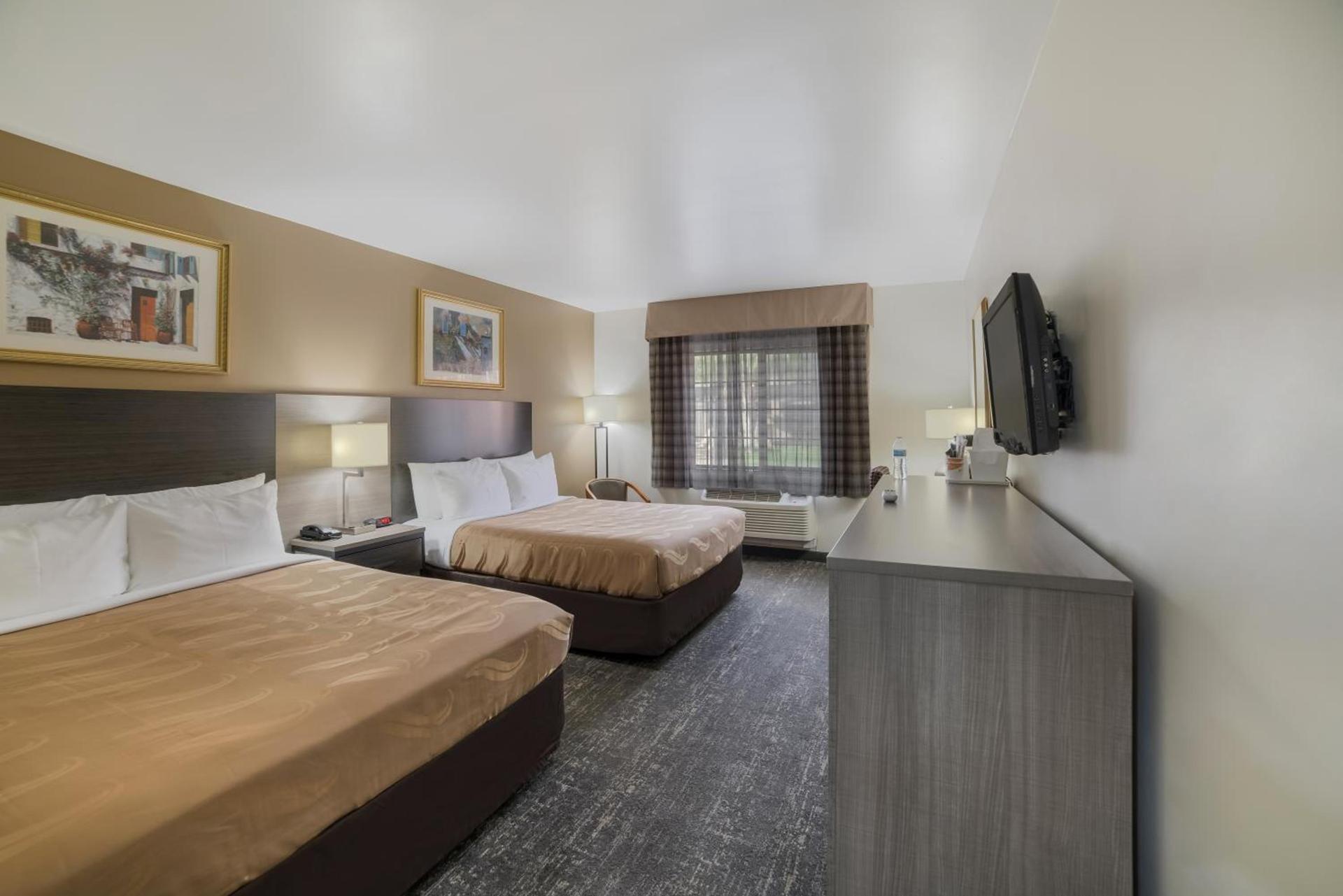 Quality Inn & Suites Goodyear - Phoenix West photo 54