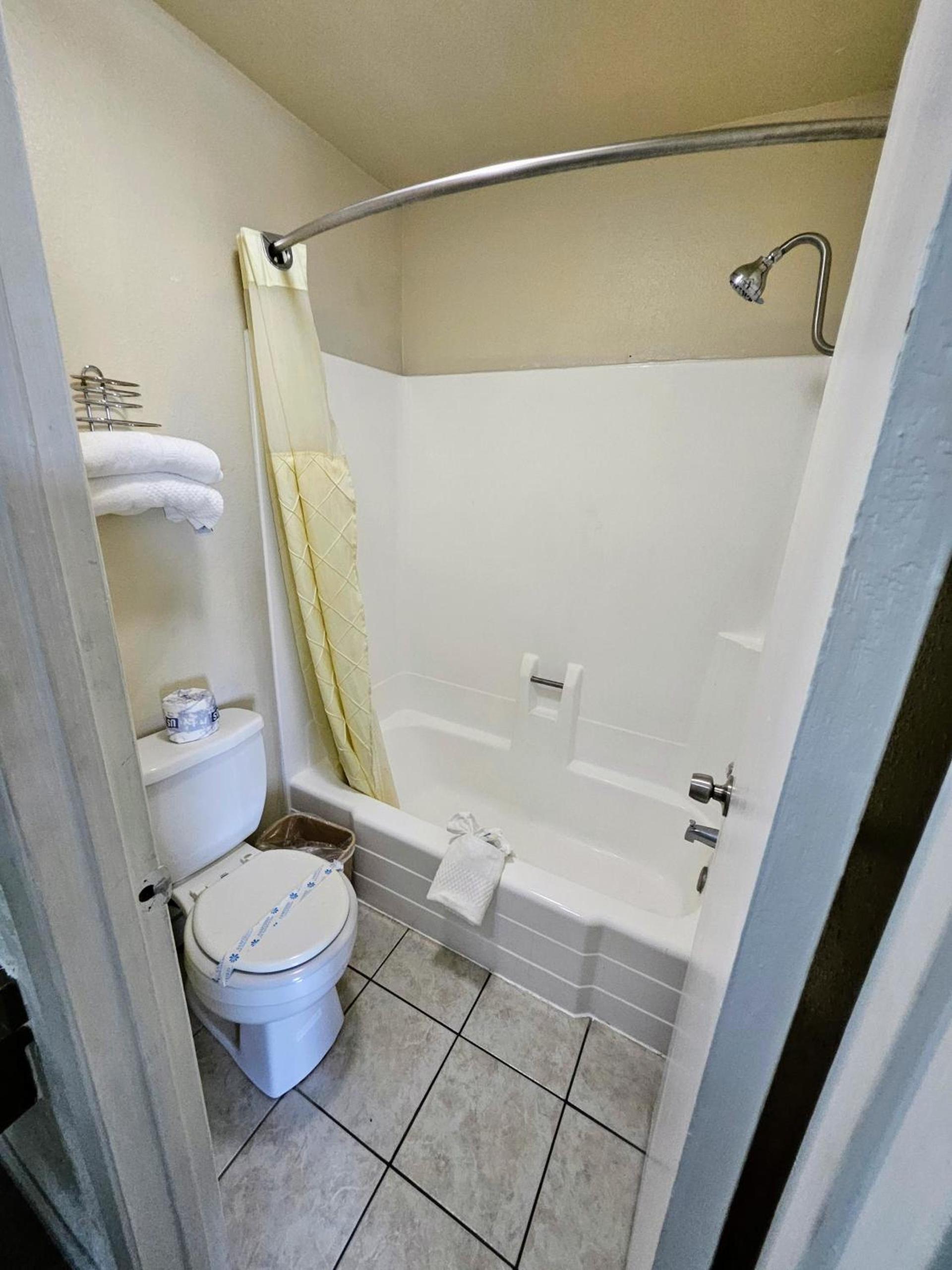 Hotel Ridgecrest An Extended Stay Studio photo 30