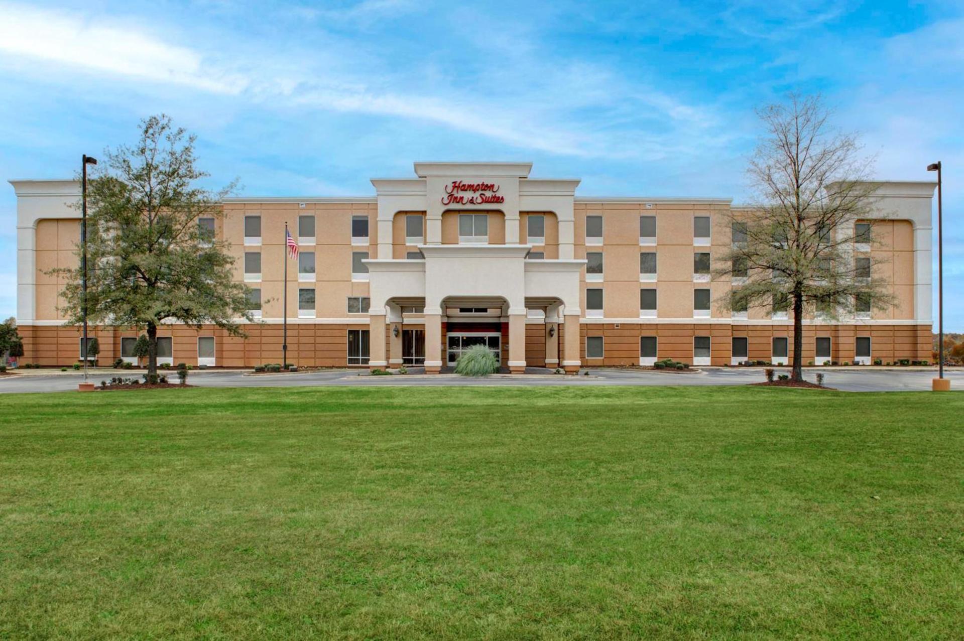 Hampton Inn & Suites Jackson photo 1