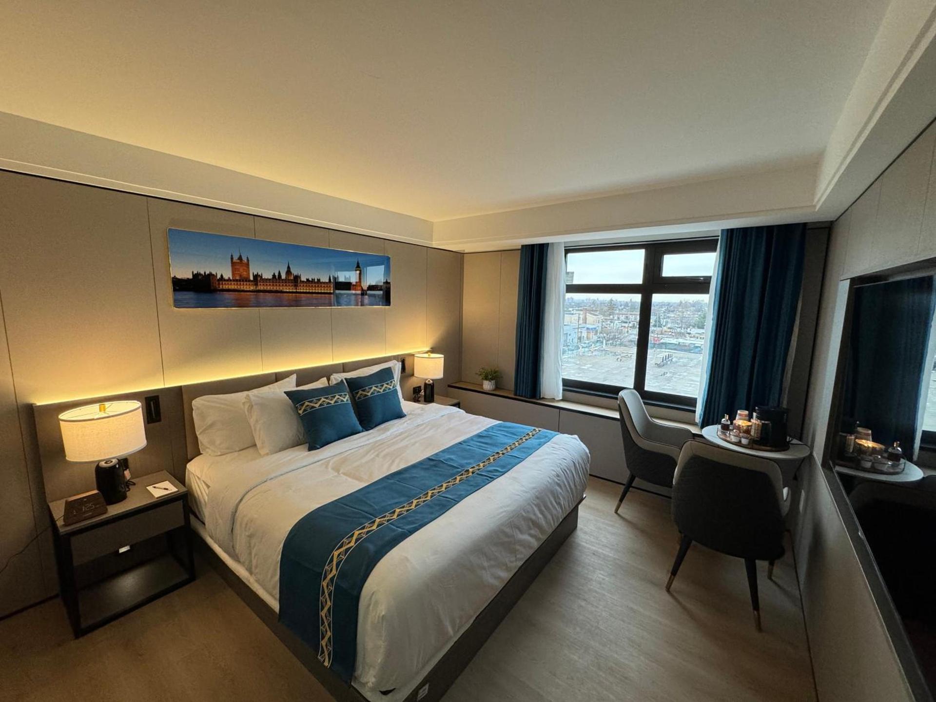 Ly New York Hotel photo 2