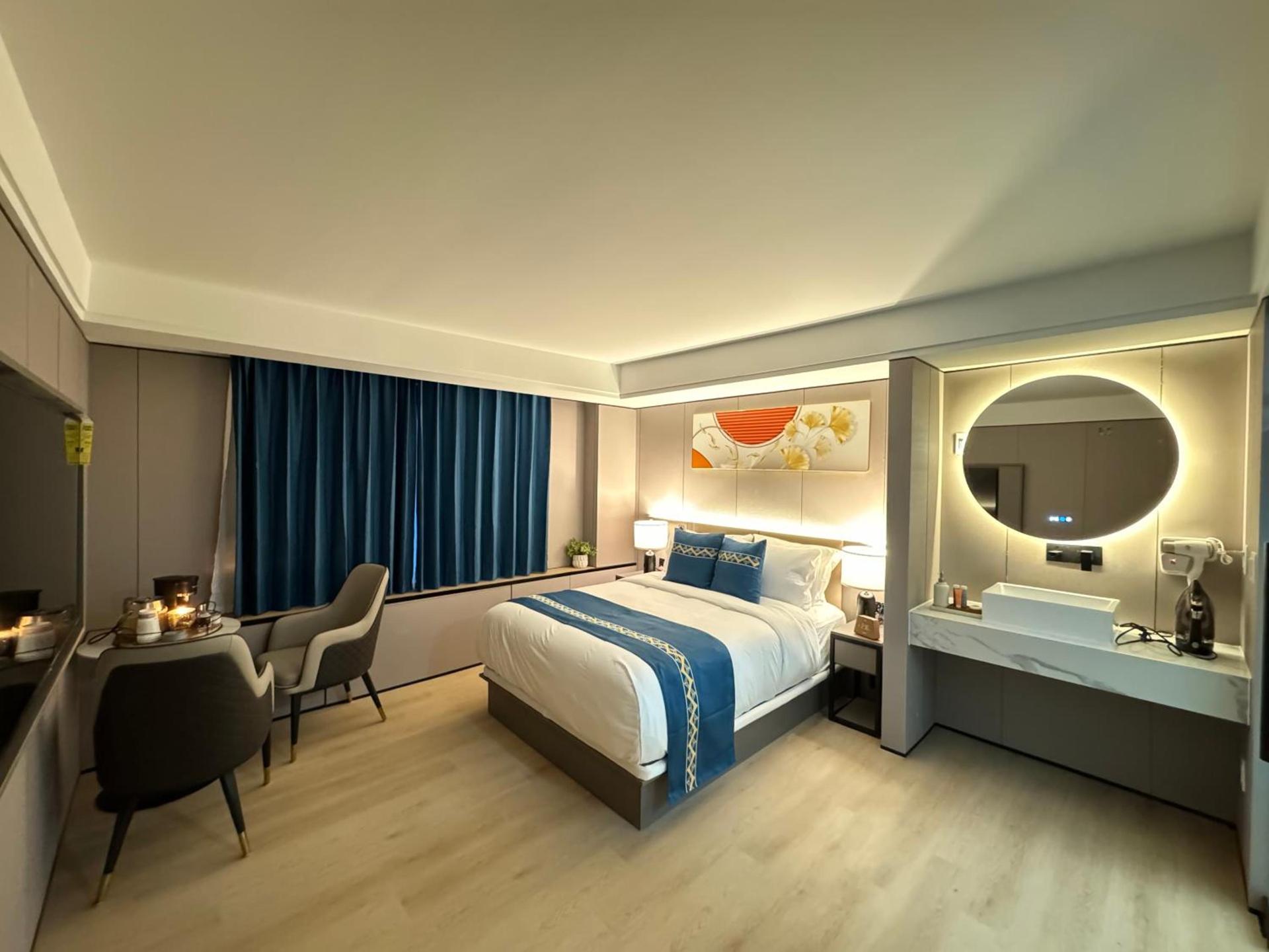 Ly New York Hotel photo 5
