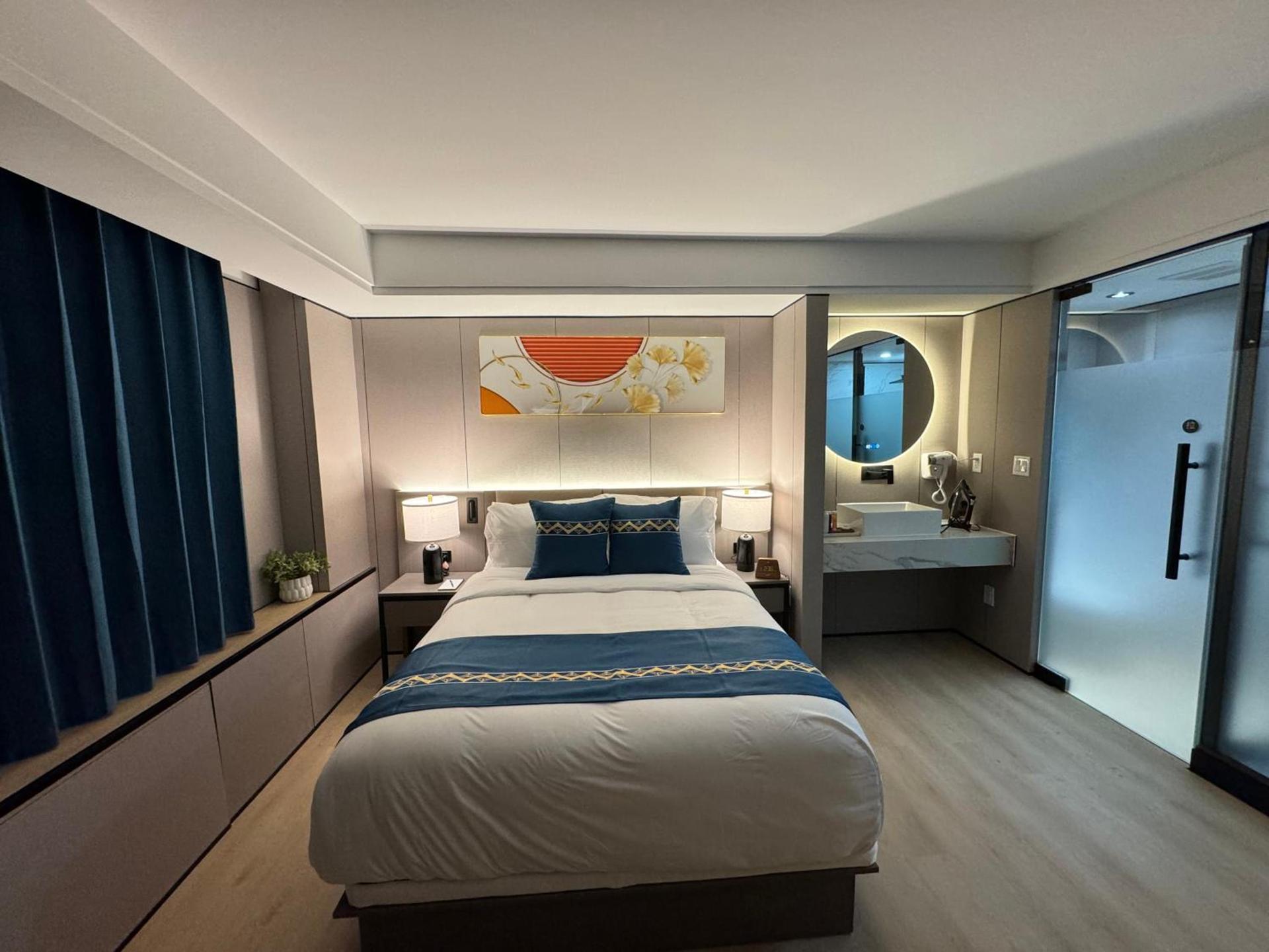 Ly New York Hotel photo 4