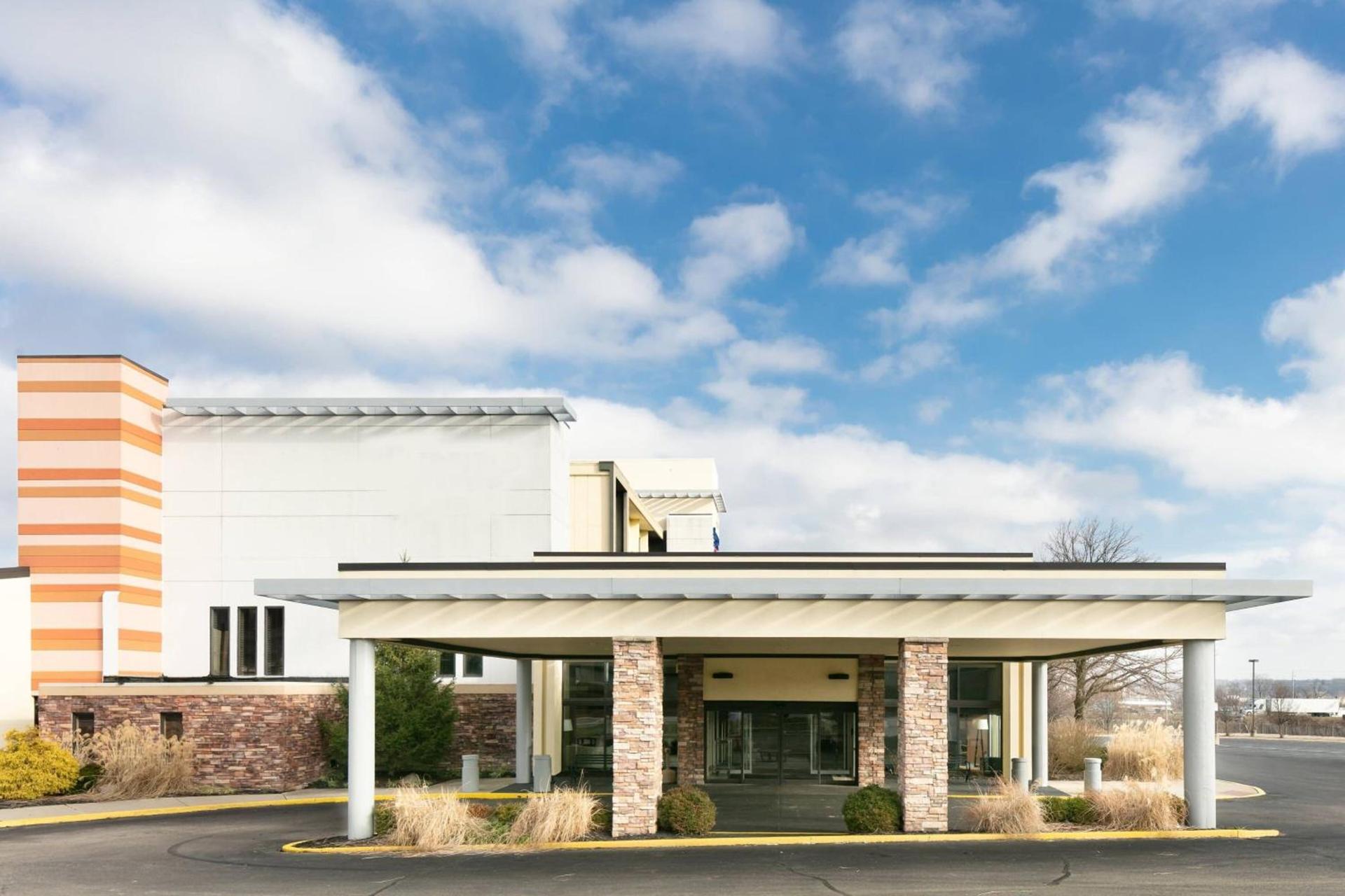 Chester Inn & Suites — hotel in Sharonville