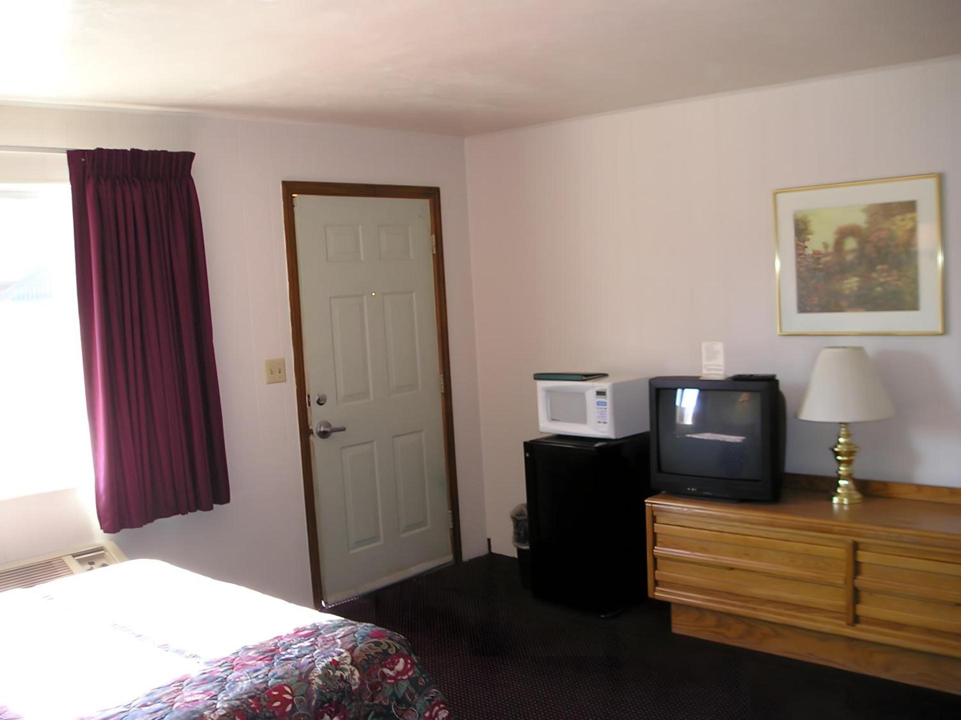 Yellowstone Country Inn photo 45