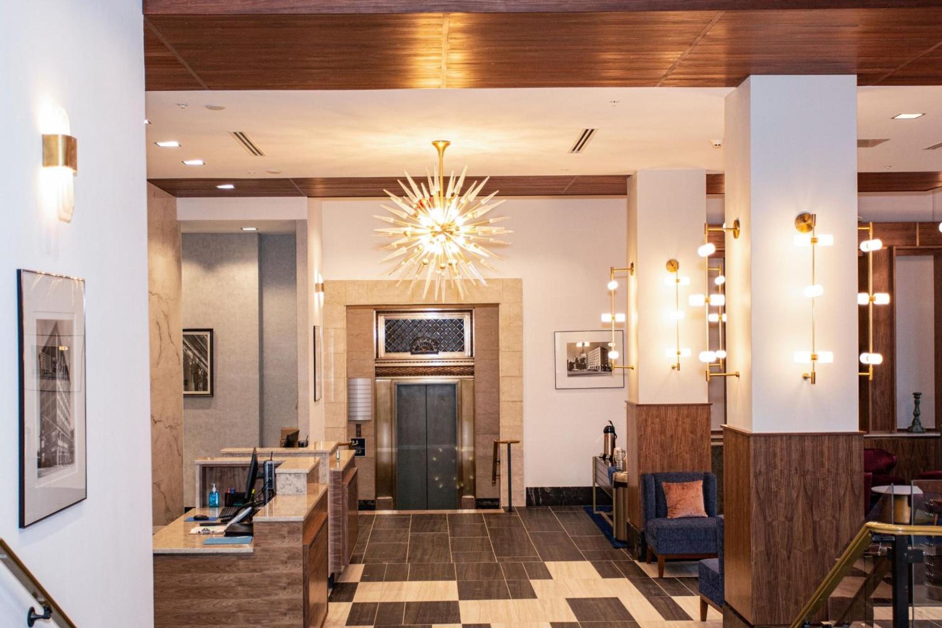 BLU-Tique, Akron, a Tribute Portfolio Hotel photo 17