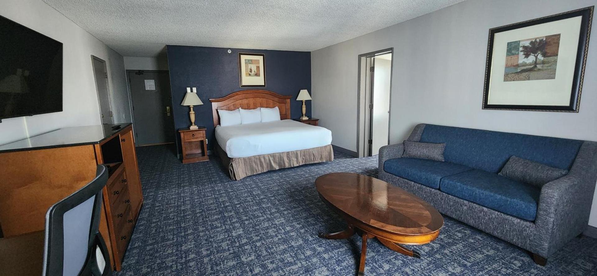 Red Lion Hotel Eureka photo 21