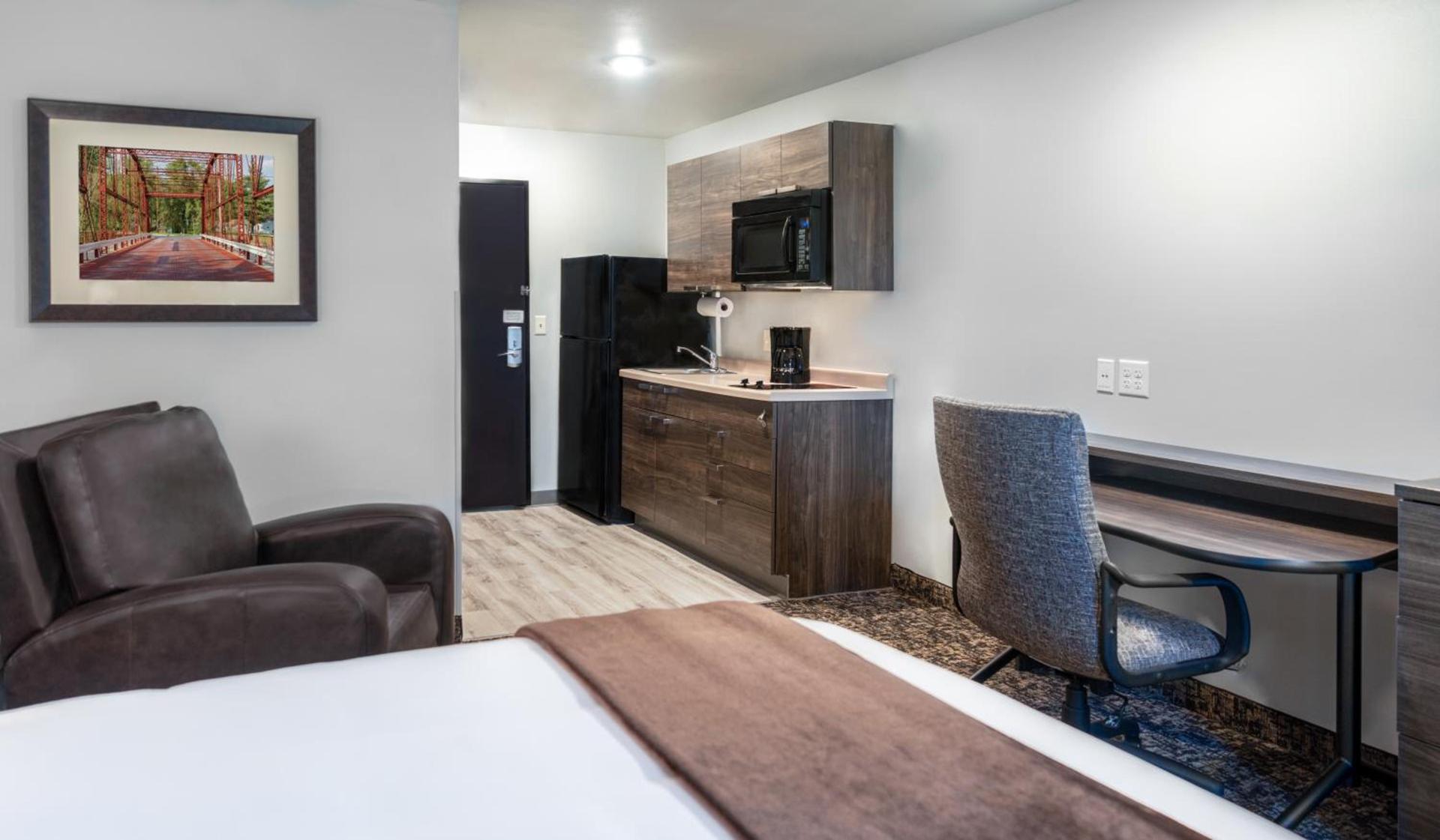 My Place Hotel-Mitchell SD photo 2